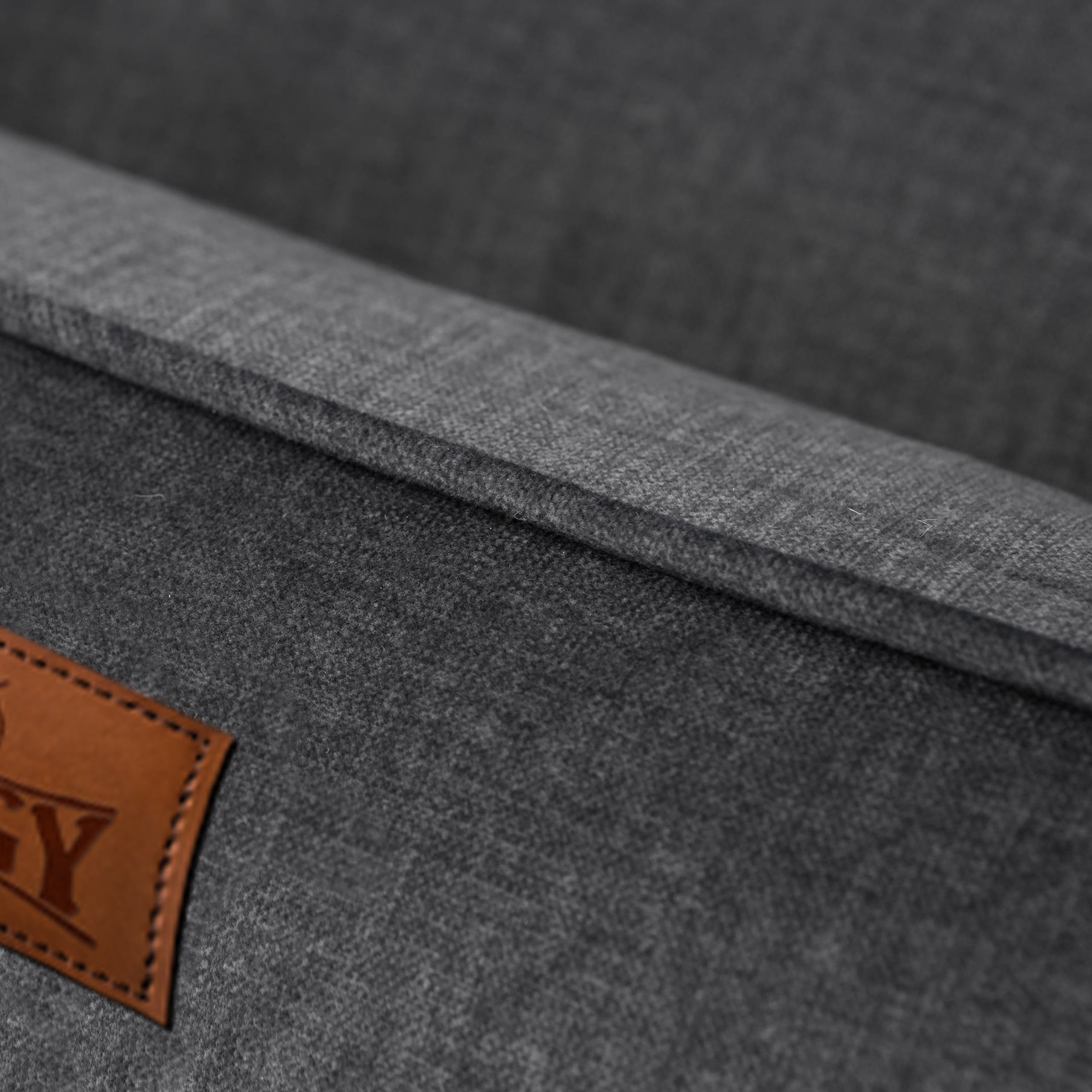 Pelíšek pro psa JOKER L fancy, grafitový