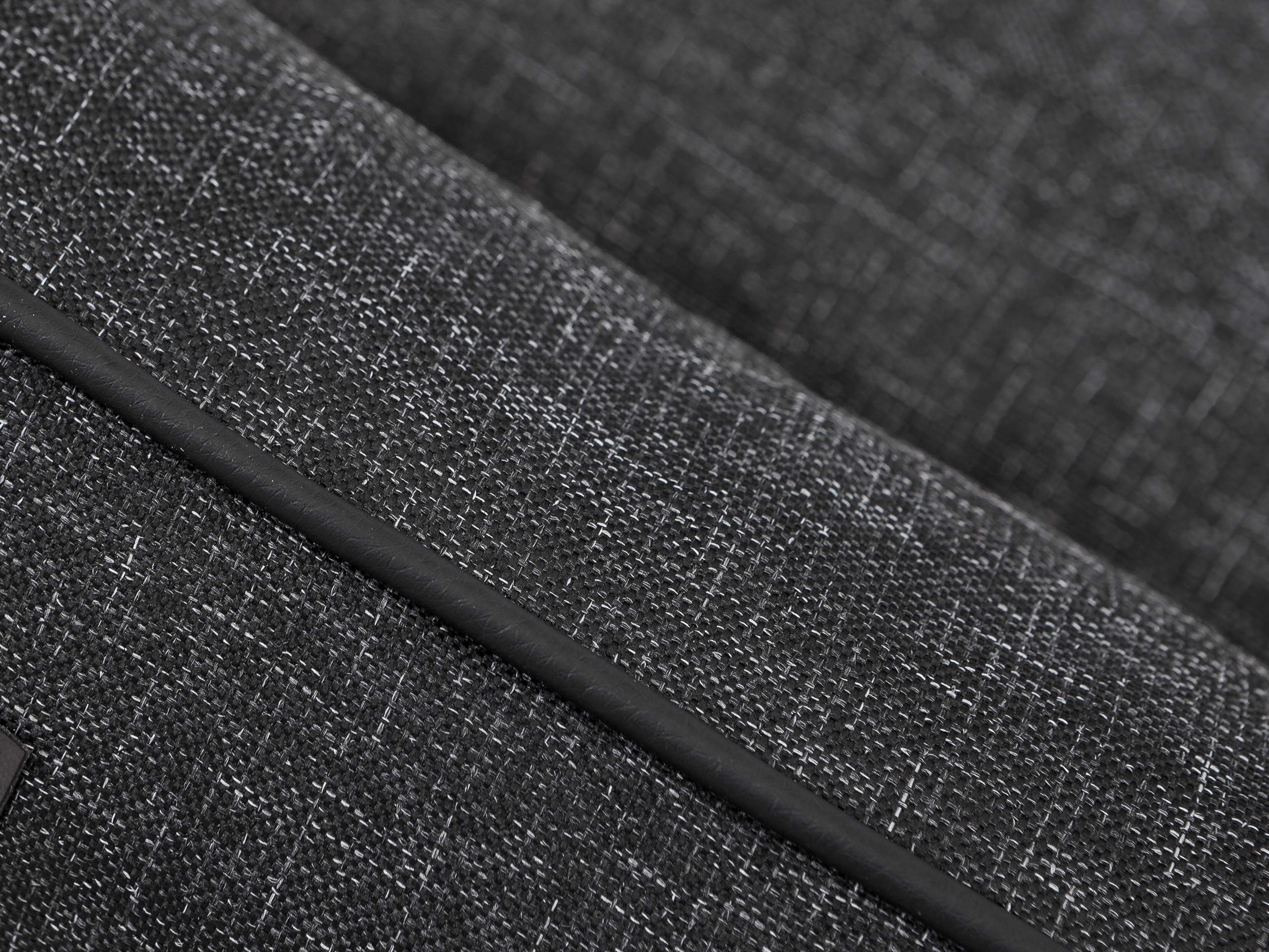 Pelíšek pro psa JOKER PIK XXL ekolen, černý ekolen