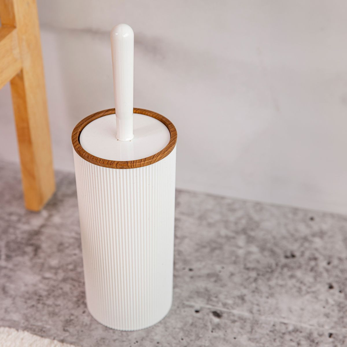 Toaletní kartáč DIALL bílý 860060