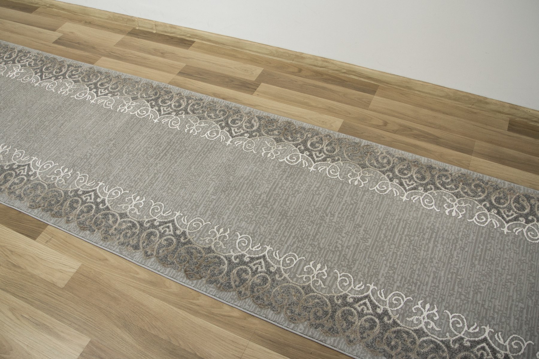 Běhoun Galya K3810 - šedý ornament