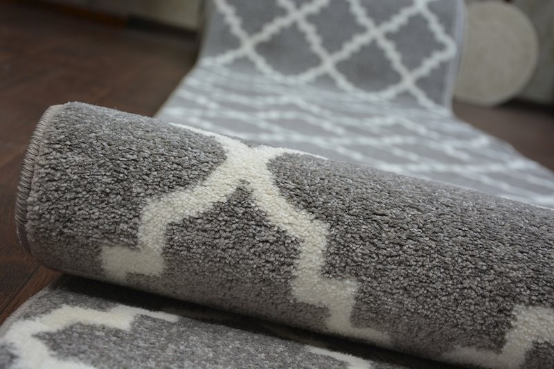 Běhoun SKETCH F343 šedo / bílý trellis