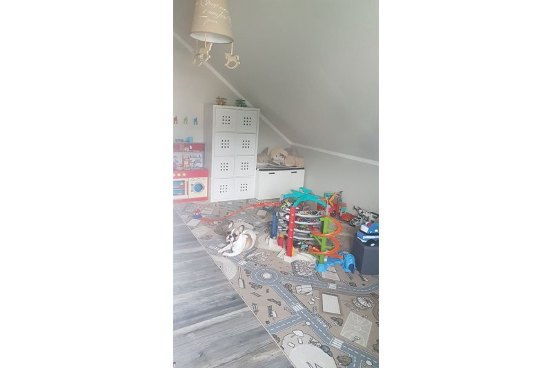 Dětský protiskluzový koberec STREET béžový