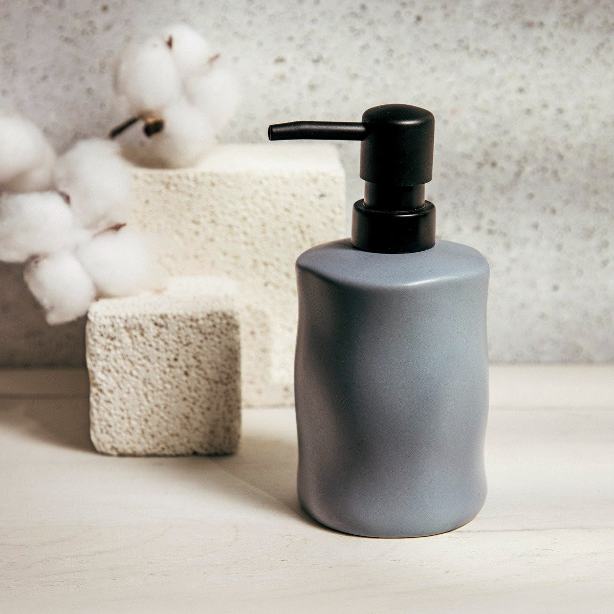 Dávkovač na mýdlo MAGRIT modrý 732881