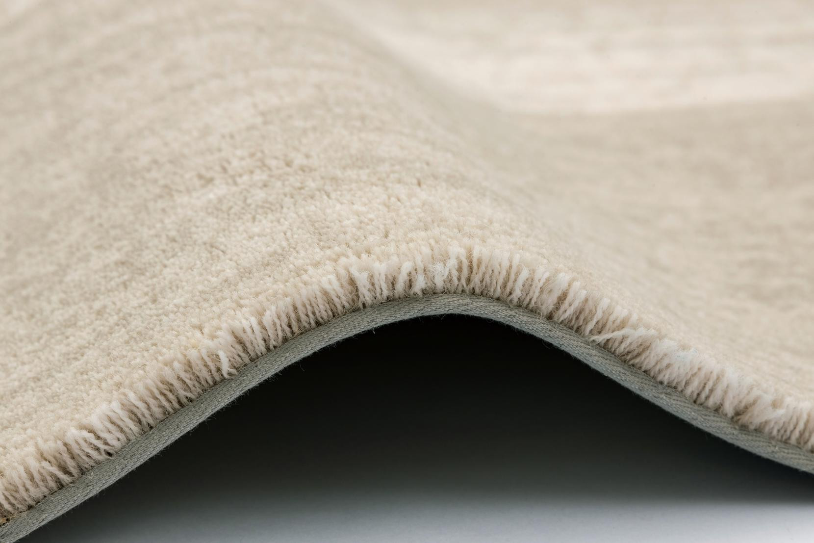 Koberec Agnella Agnus Brush Lines šedý