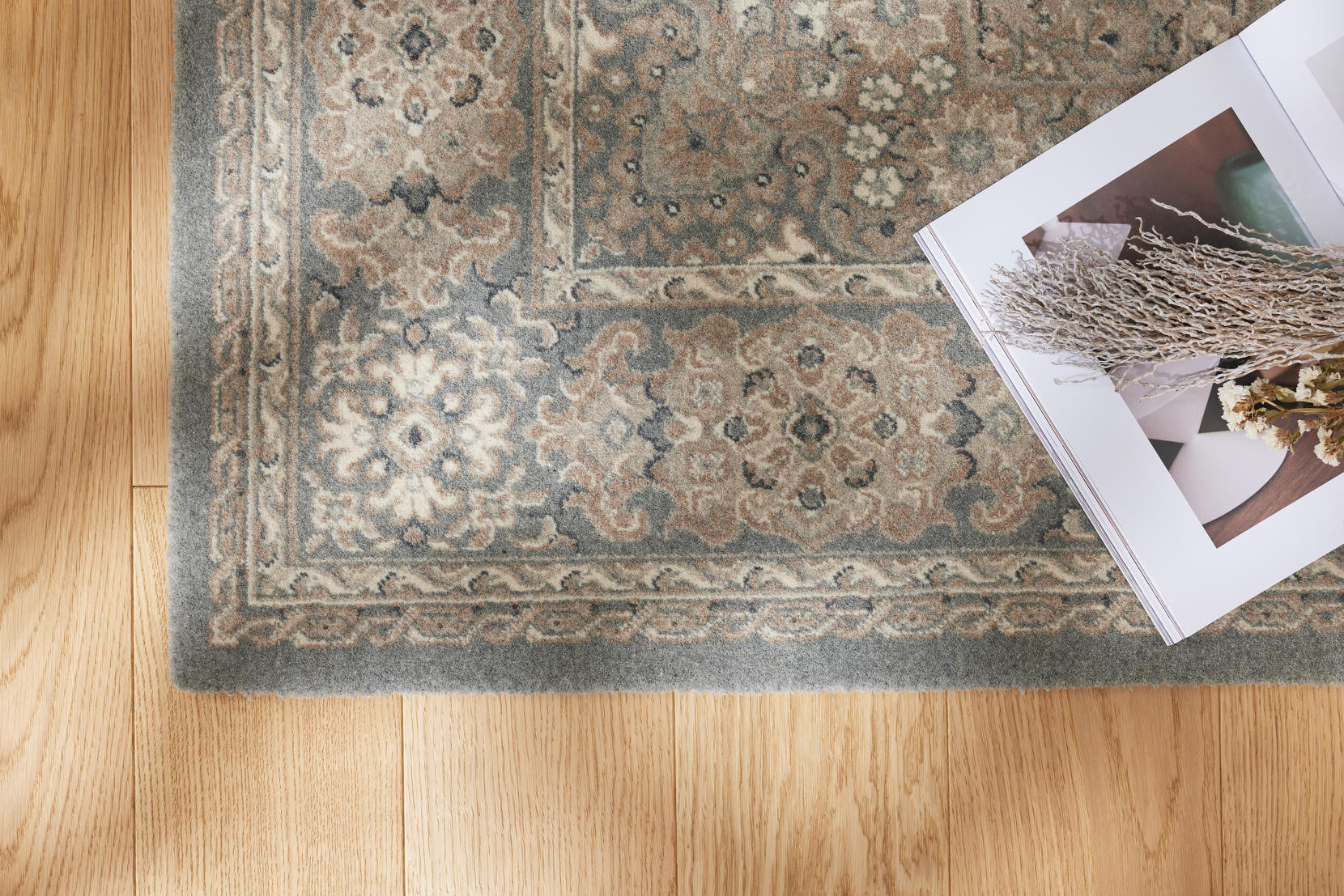 Koberec Agnella Regius Baronet Popiel