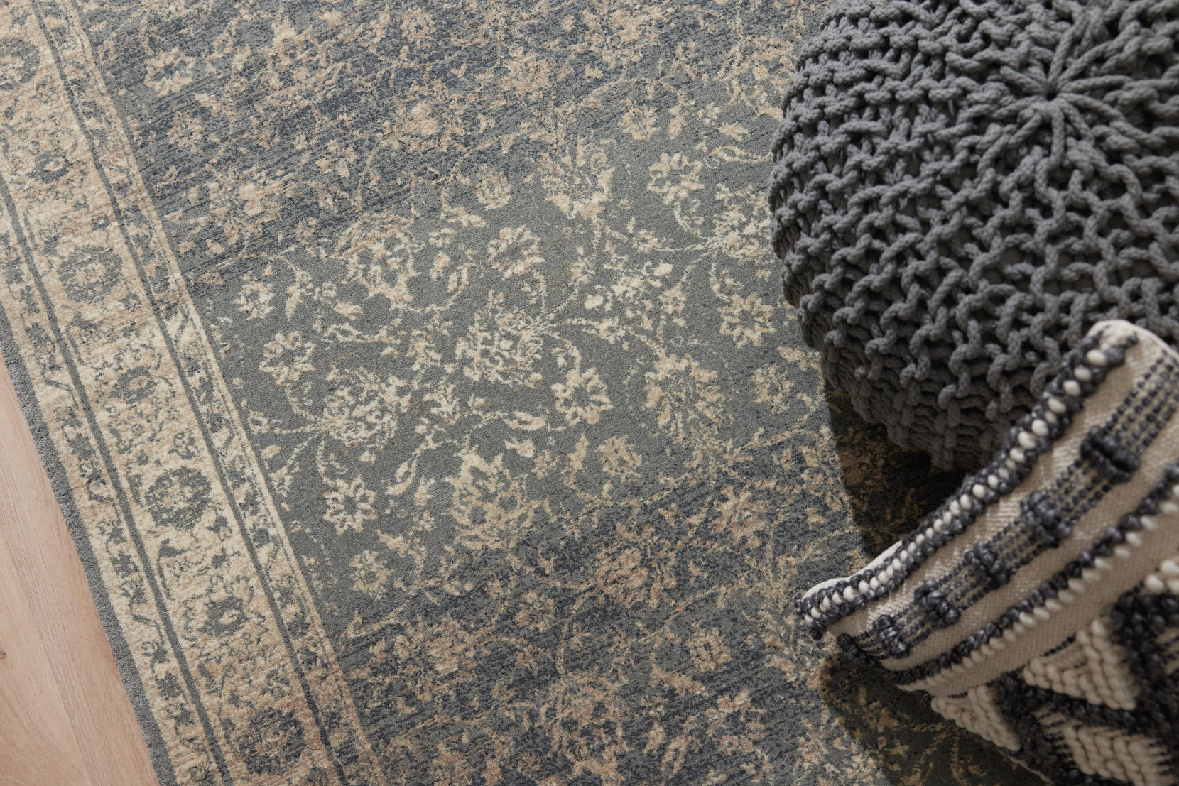 Koberec Agnella Regius Rostia popel