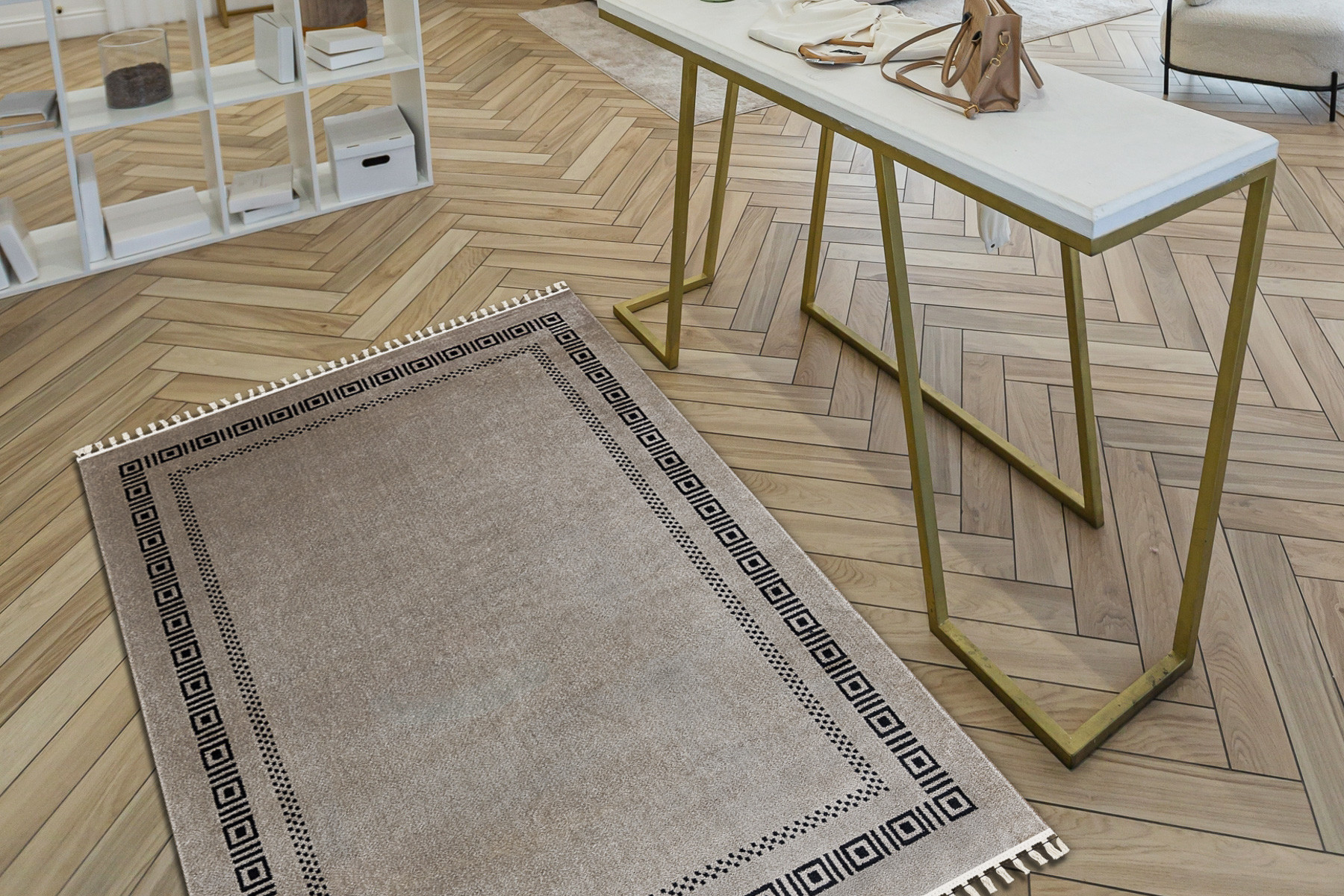 Koberec AMOUR 53098A rám / řecký, béžový / černý