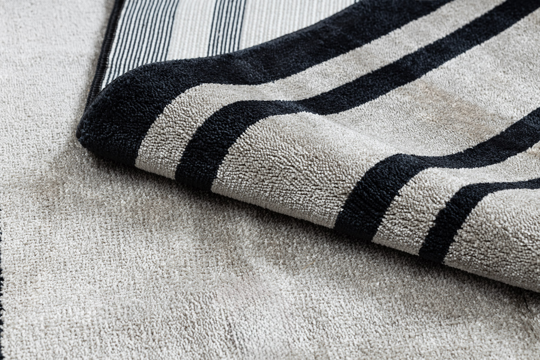 Koberec AMOUR 53104A rám, béžový