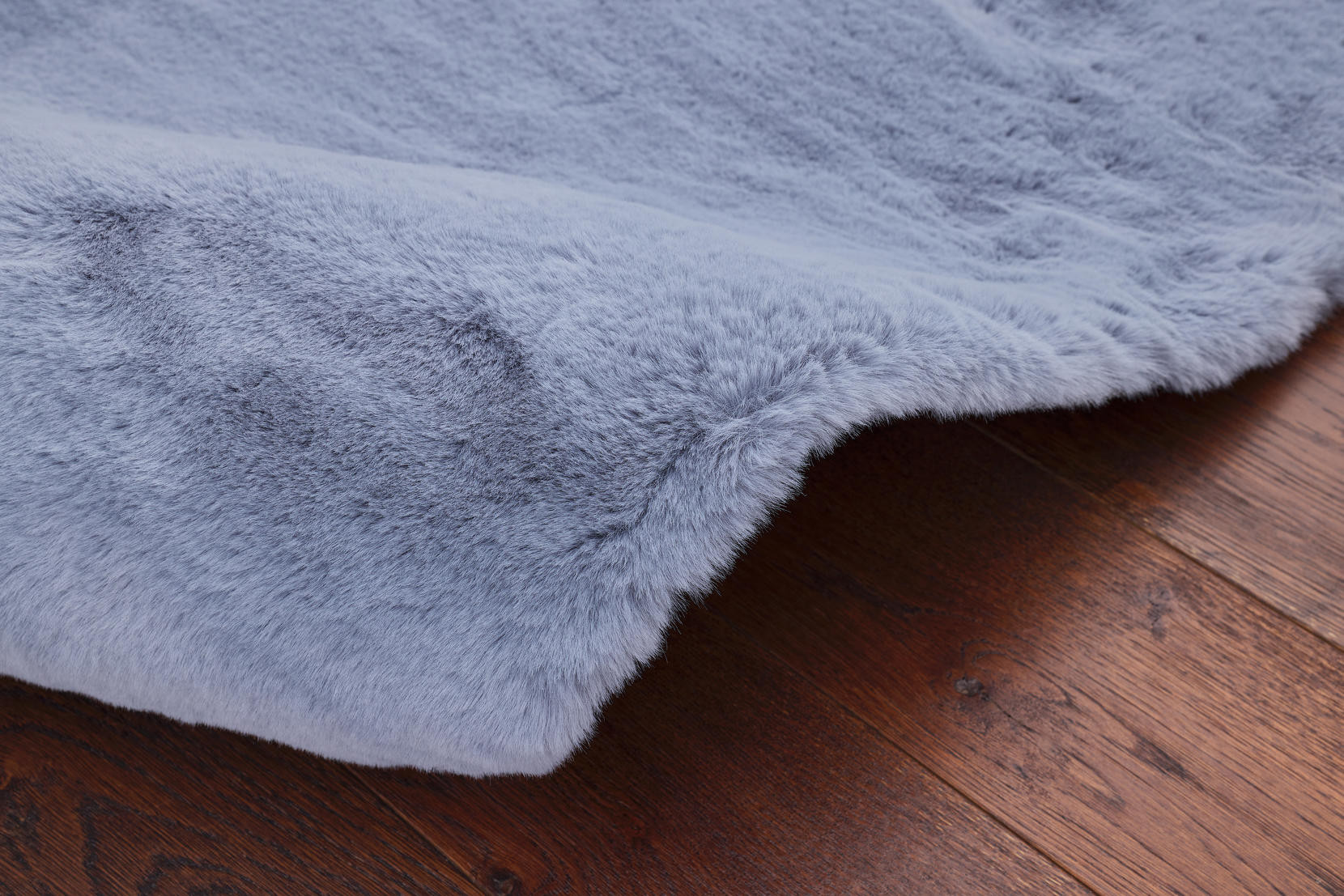 Koberec Angelo světle modrý