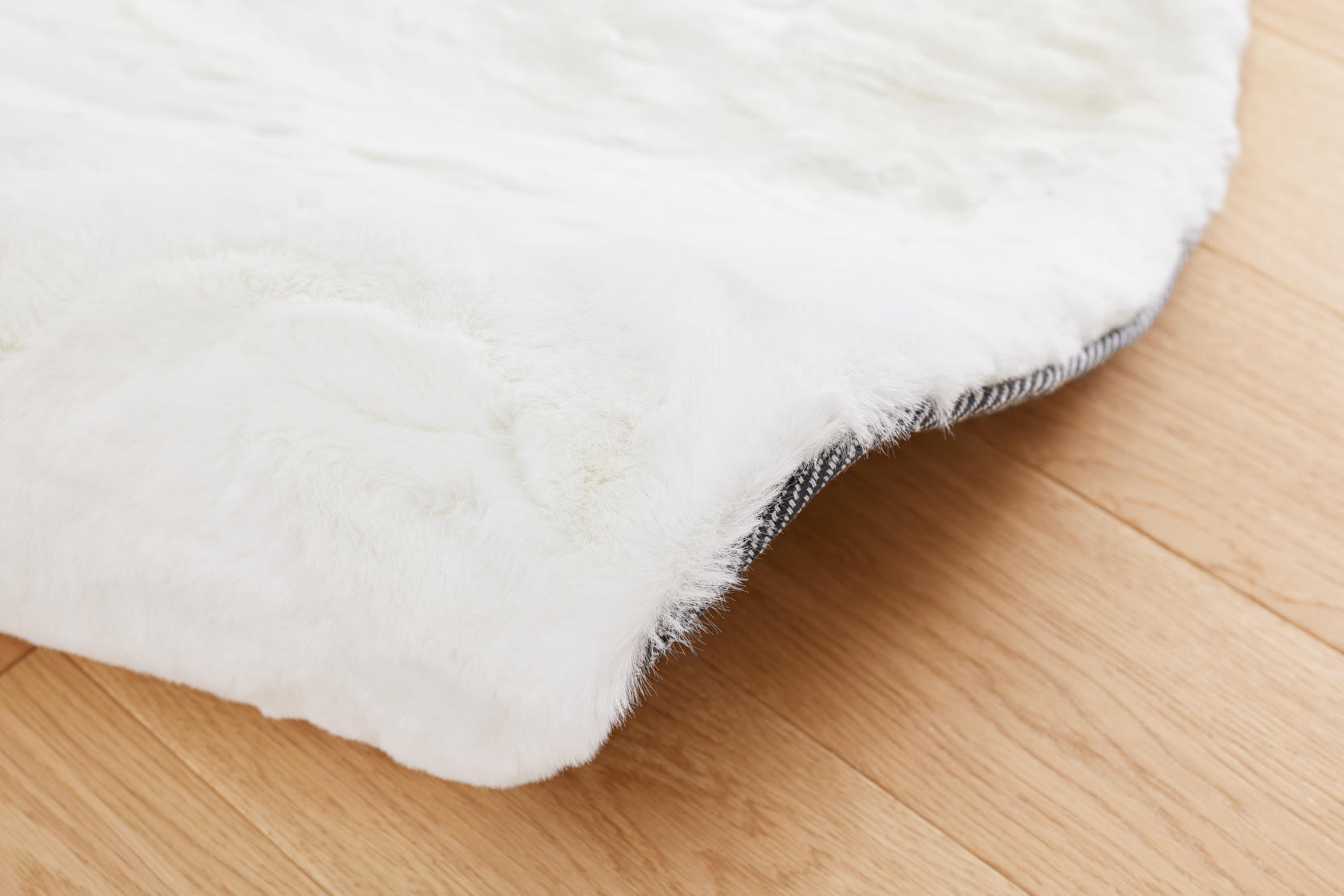 Koberec Angelo bílý kruh