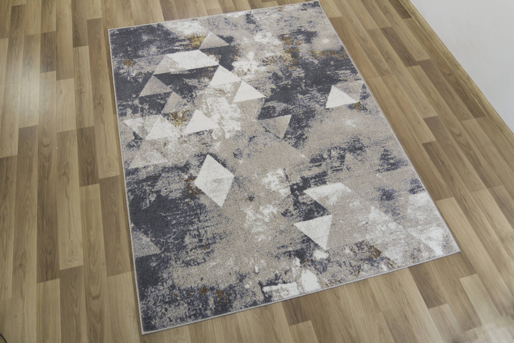 Koberec Zer Lux B595A lesklý béžový/šedý