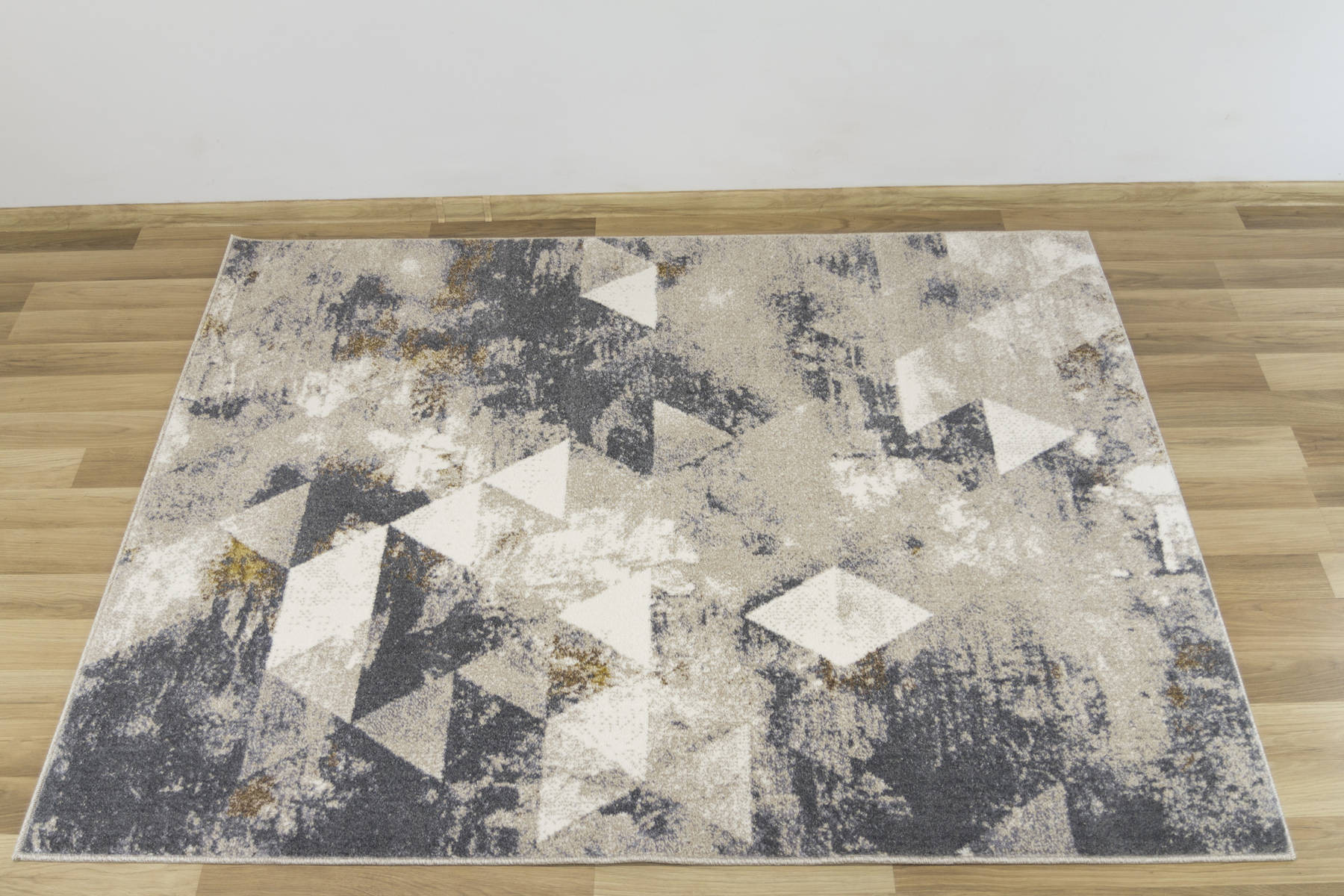 Koberec Zer Lux B595A lesklý béžový/šedý