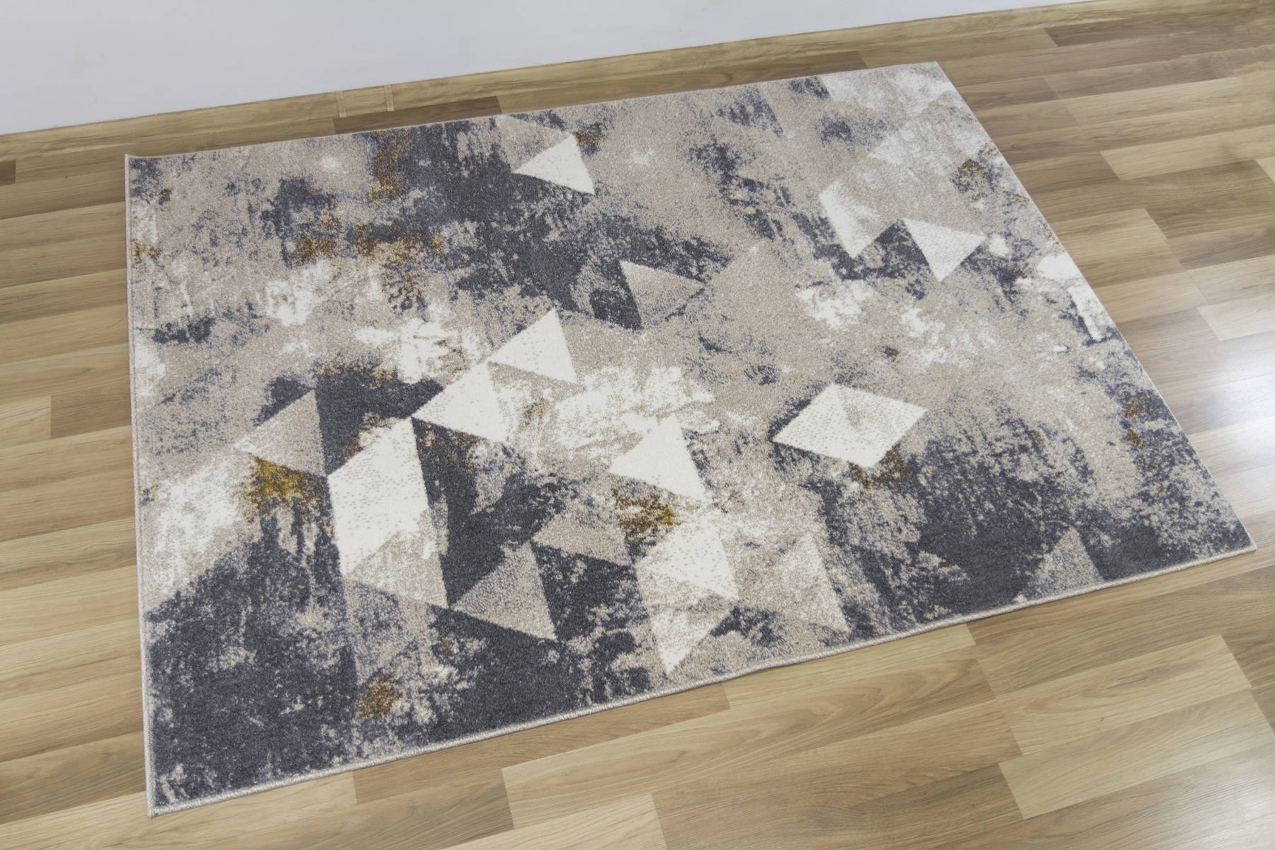 Koberec Zer Lux B595A lesklý béžový/šedý