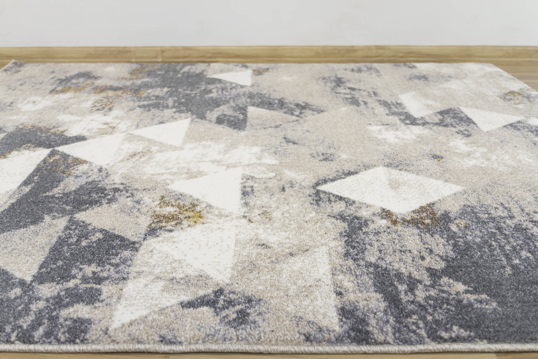 Koberec Zer Lux B595A lesklý béžový/šedý