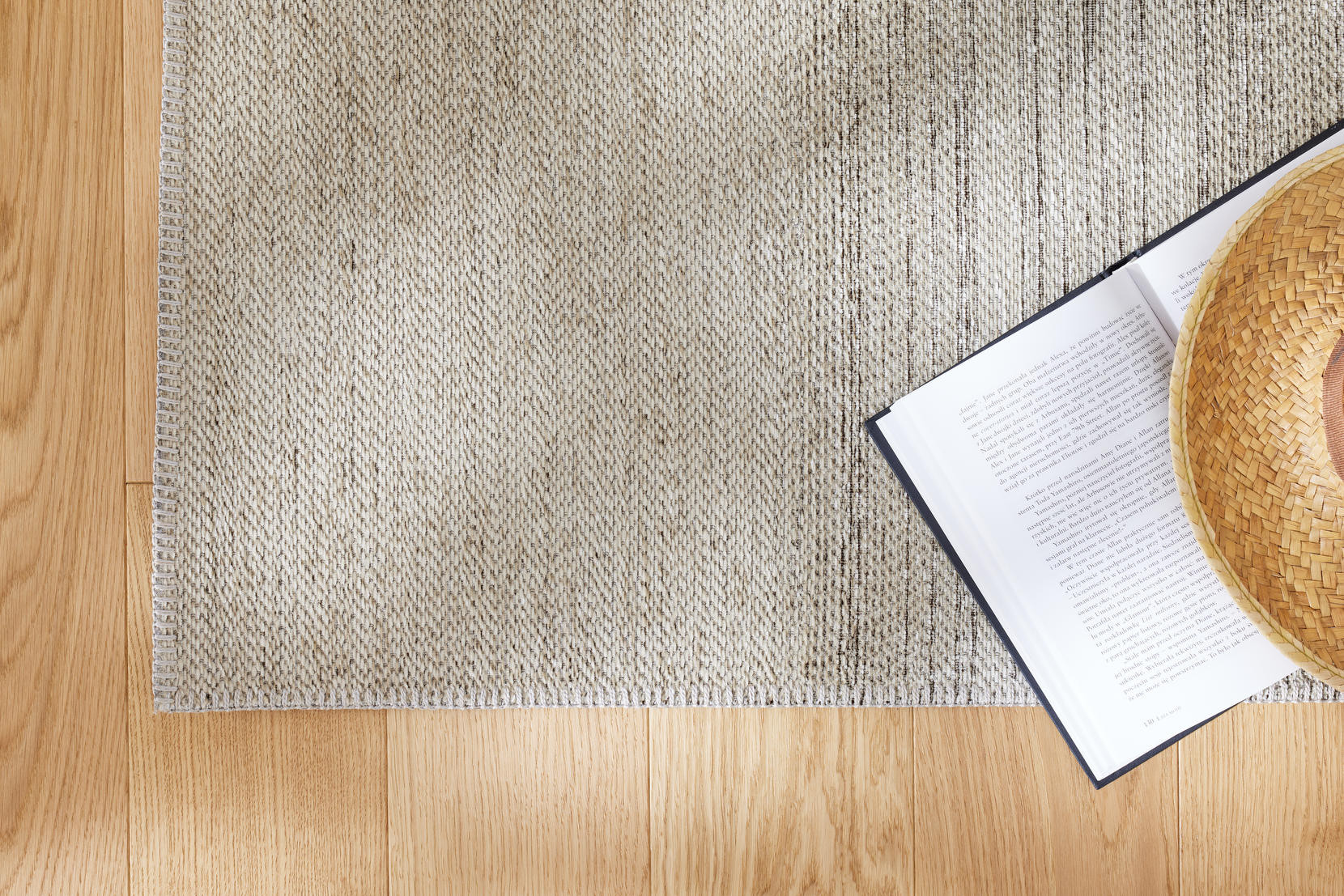 Koberec Balta Chloe 3001 350