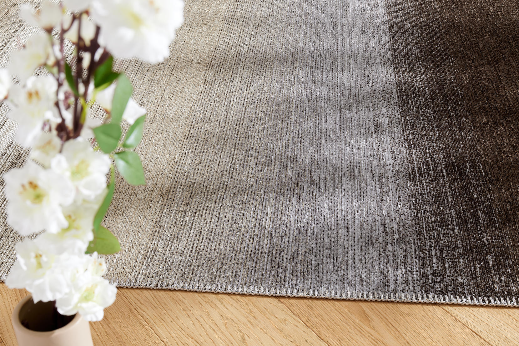 Koberec Balta Chloe 3001 350