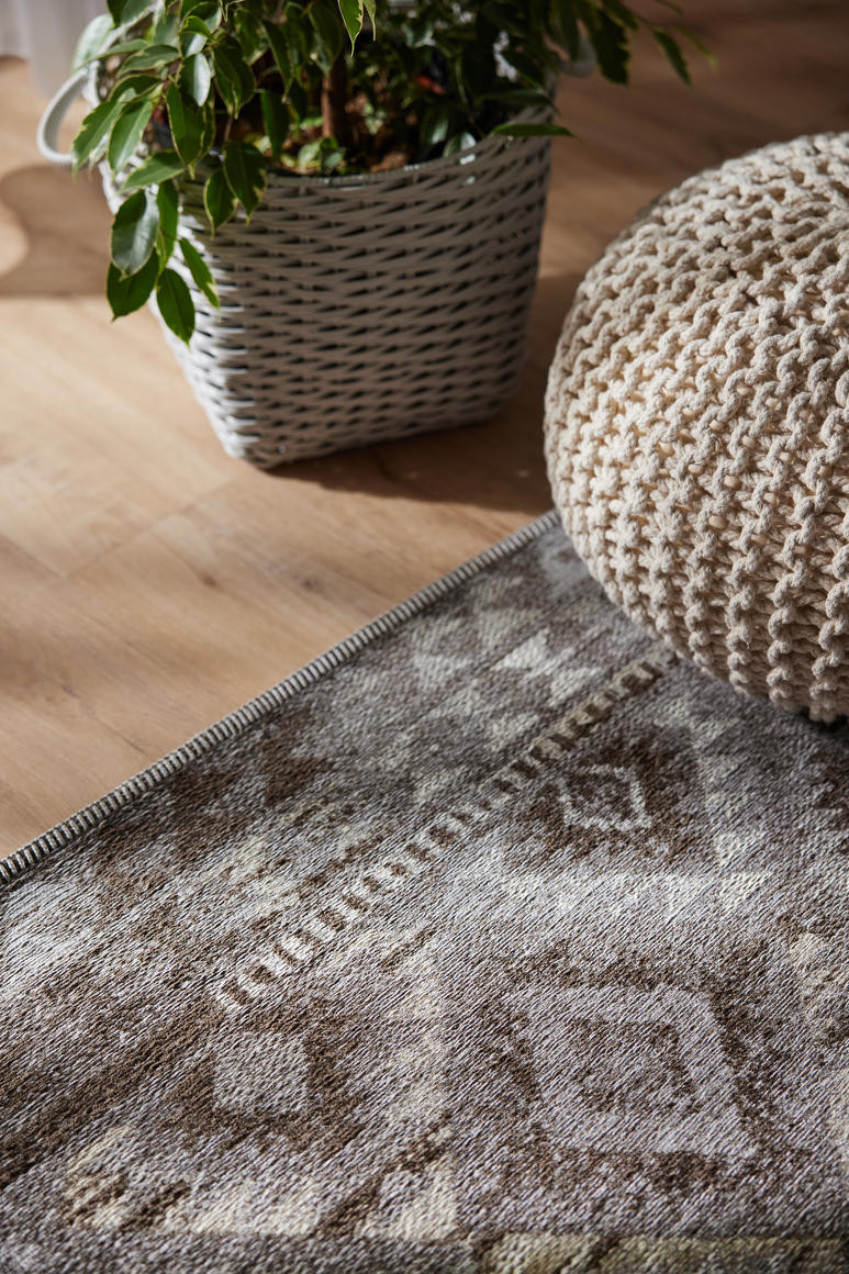 Koberec Balta Chloe 3011 350