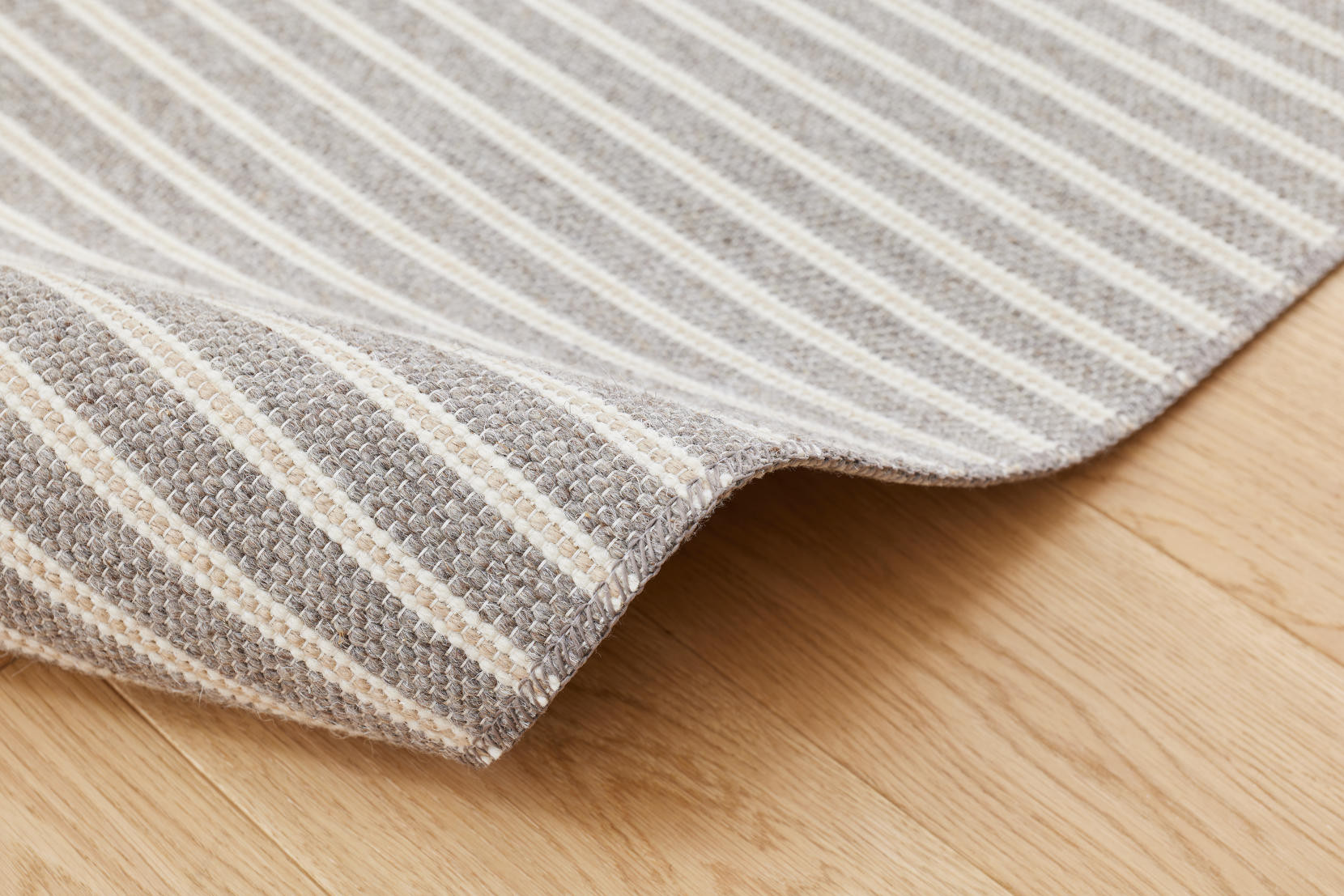 Koberec Balta Lana 12101 680