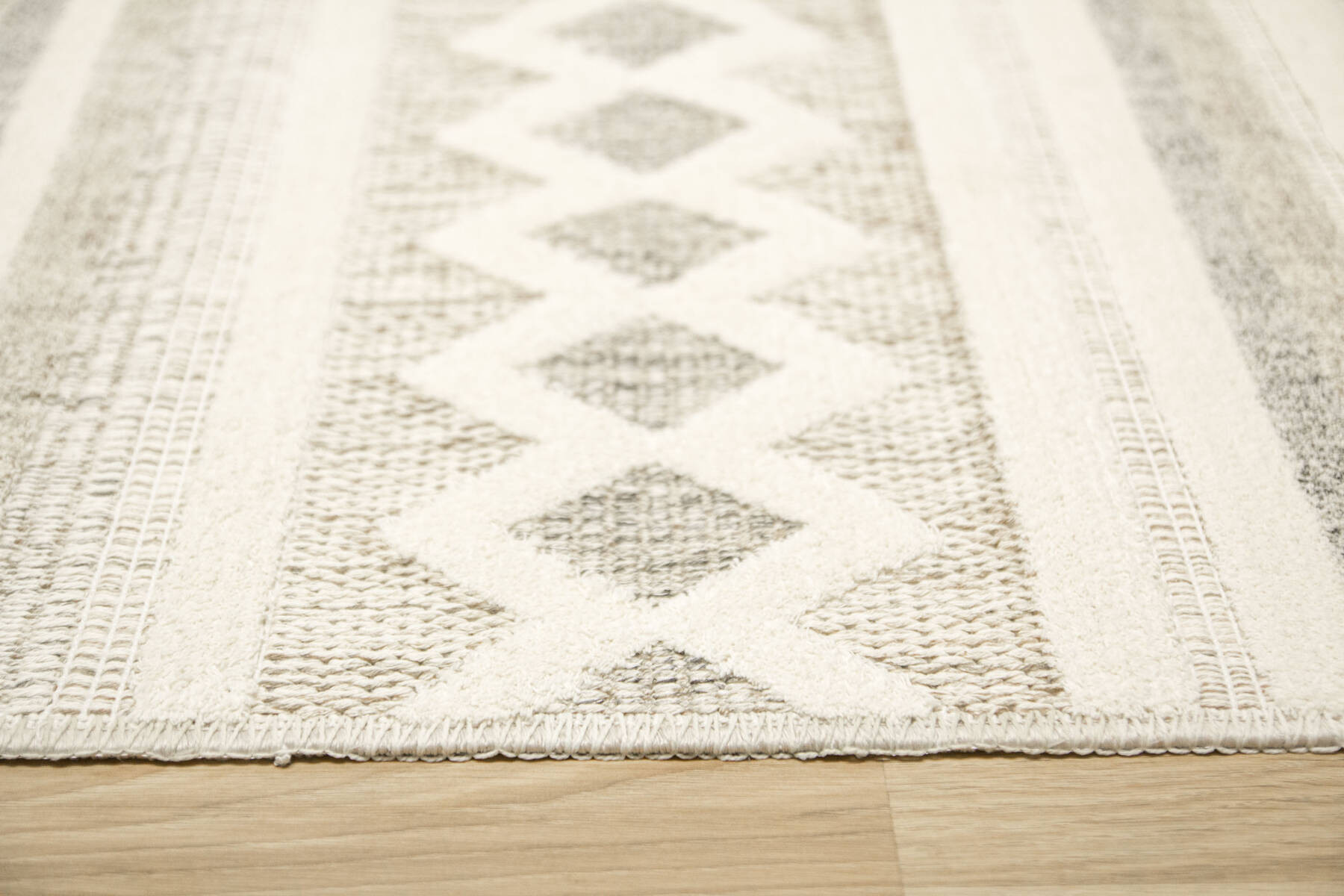 Koberec Cotton C102 Etno / kosočtverce, krémový / šedý / béžový