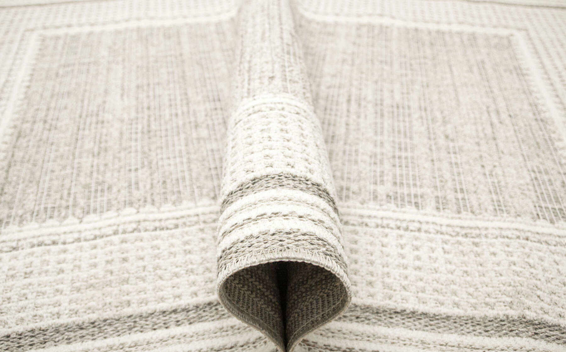 Koberec Cotton C117 rám, krémový / šedý