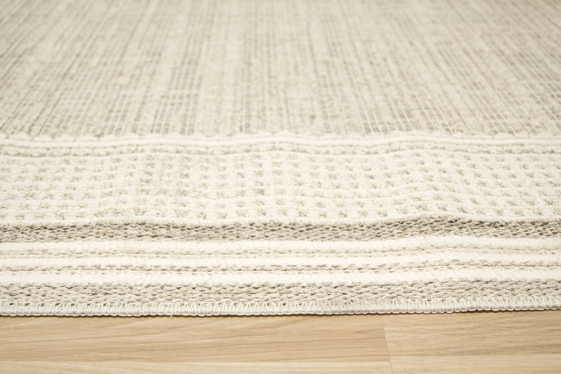 Koberec Cotton C117 rám, krémový / šedý