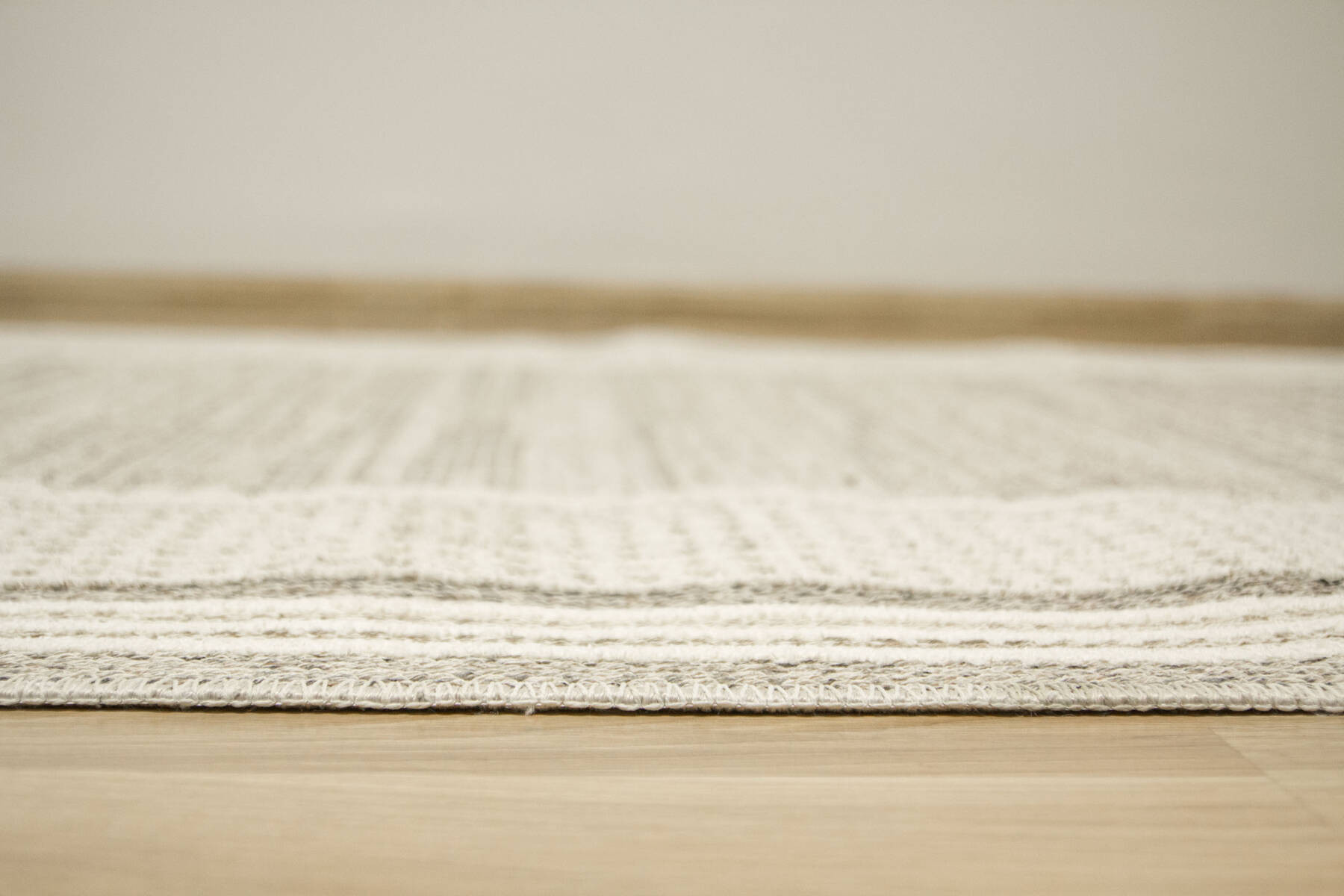 Koberec Cotton C117 rám, krémový / šedý