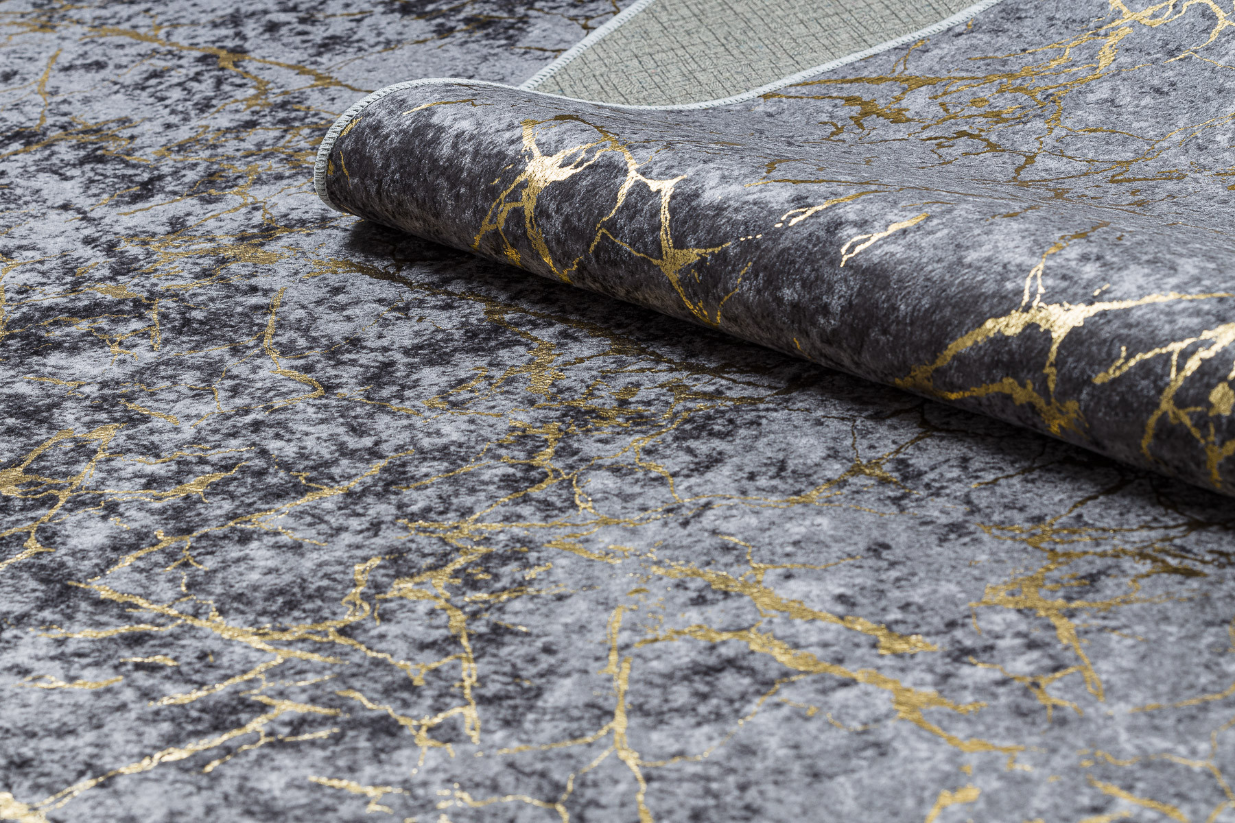 Koberec MIRO 11111.2103 mramor / glamour, tmavě šedý / zlatý
