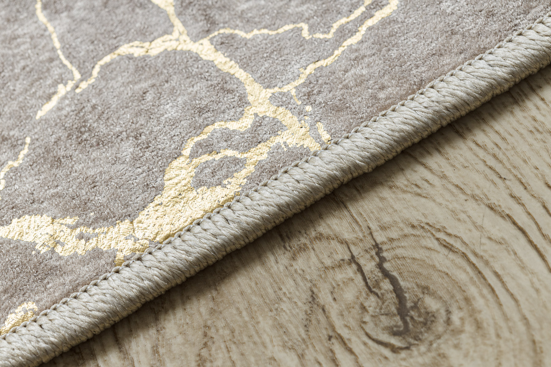 Koberec MIRO 11111.2104 mramor / glamour, béžový / zlatý