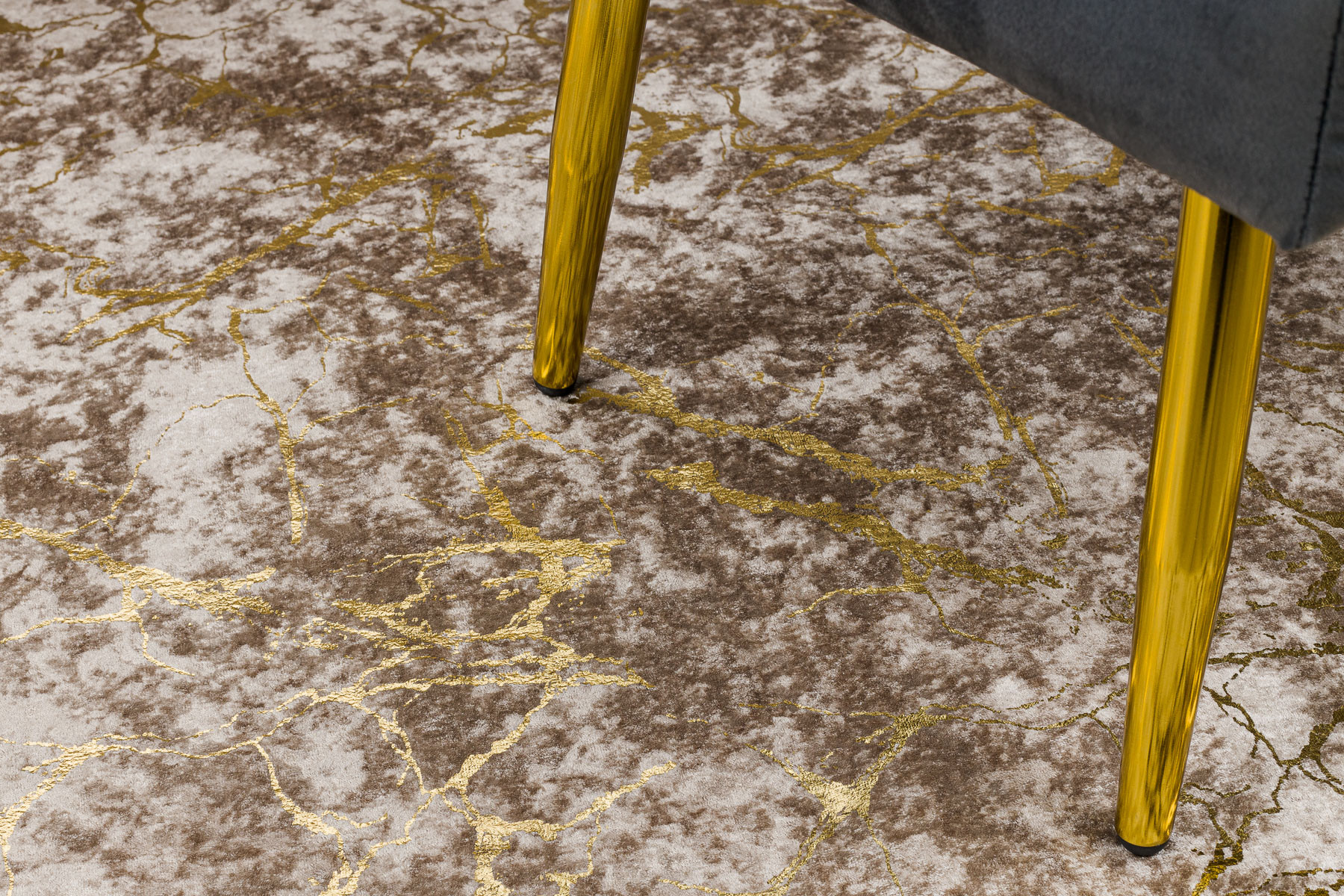 Koberec MIRO 11111.2104 mramor / glamour, béžový / zlatý
