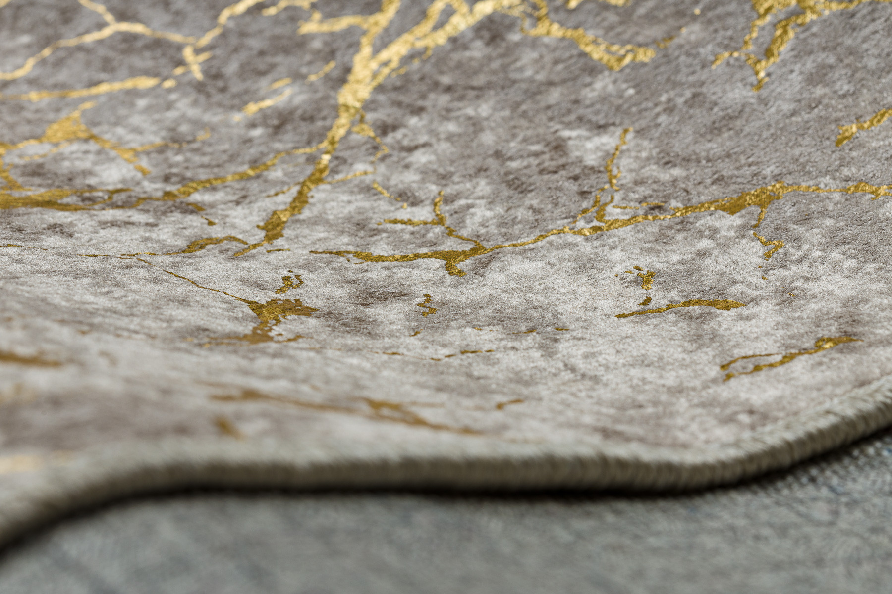 Koberec MIRO 11111.2104 mramor / glamour, béžový / zlatý