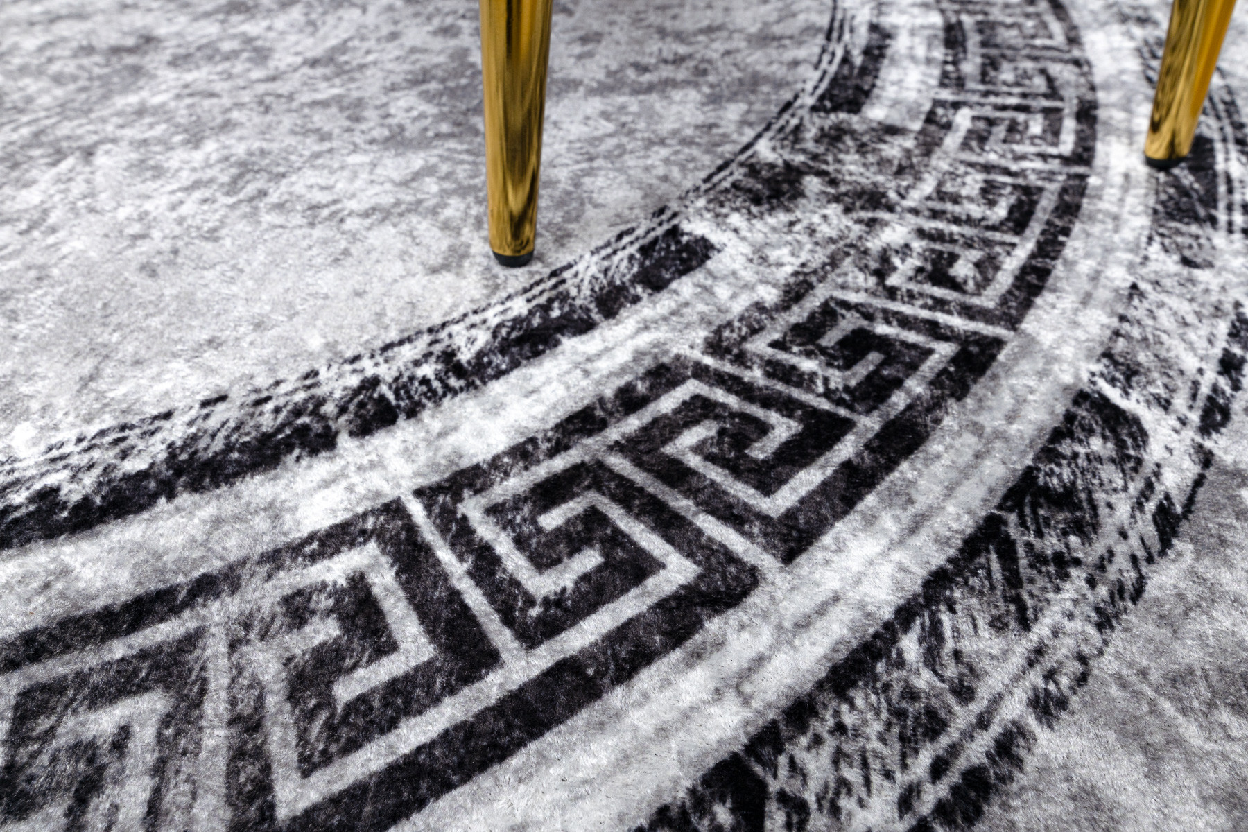 Koberec MIRO 51254.802 mramor / řecký, šedý / černý kruh