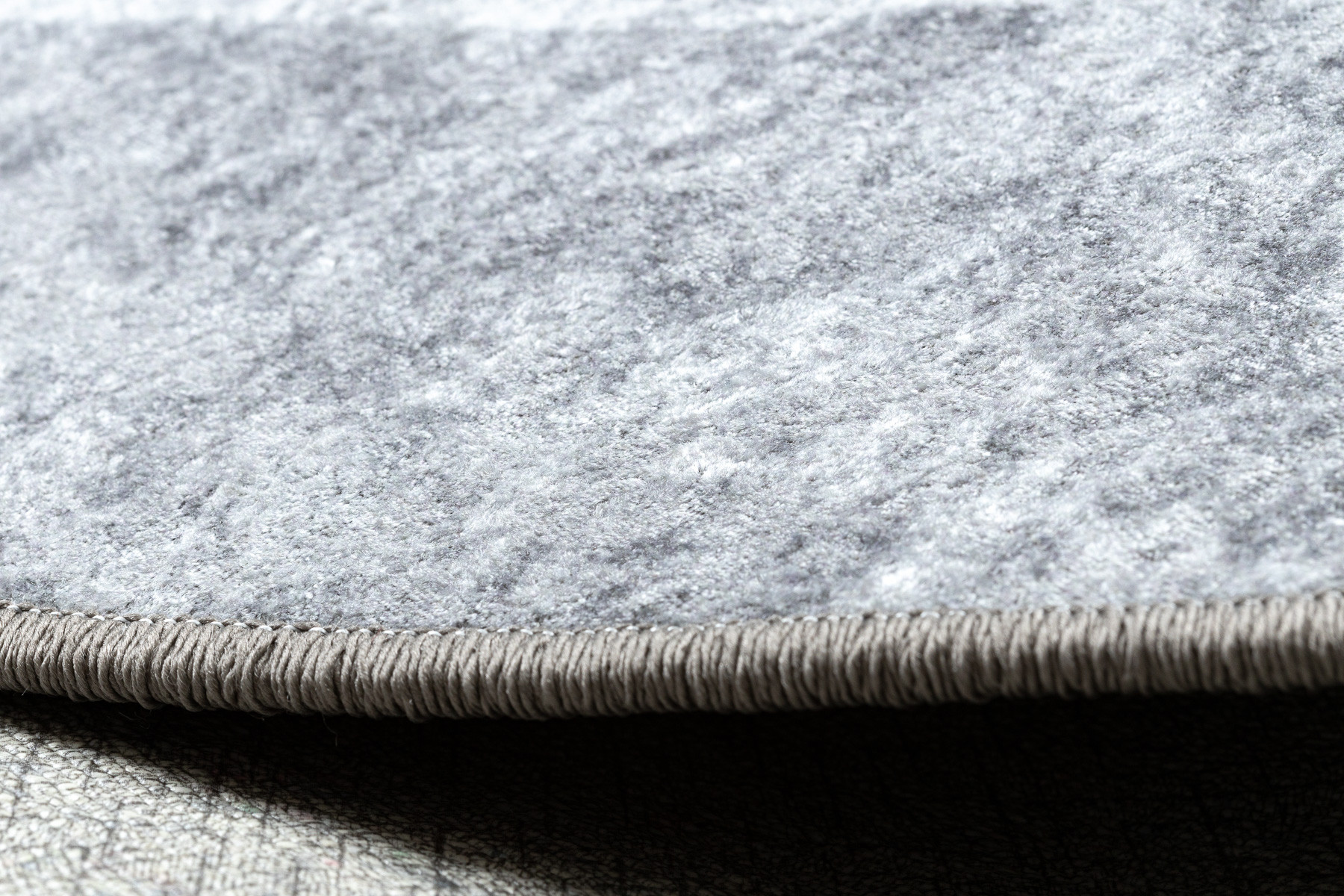 Koberec MIRO 51648.802 mramor, světle šedý kruh