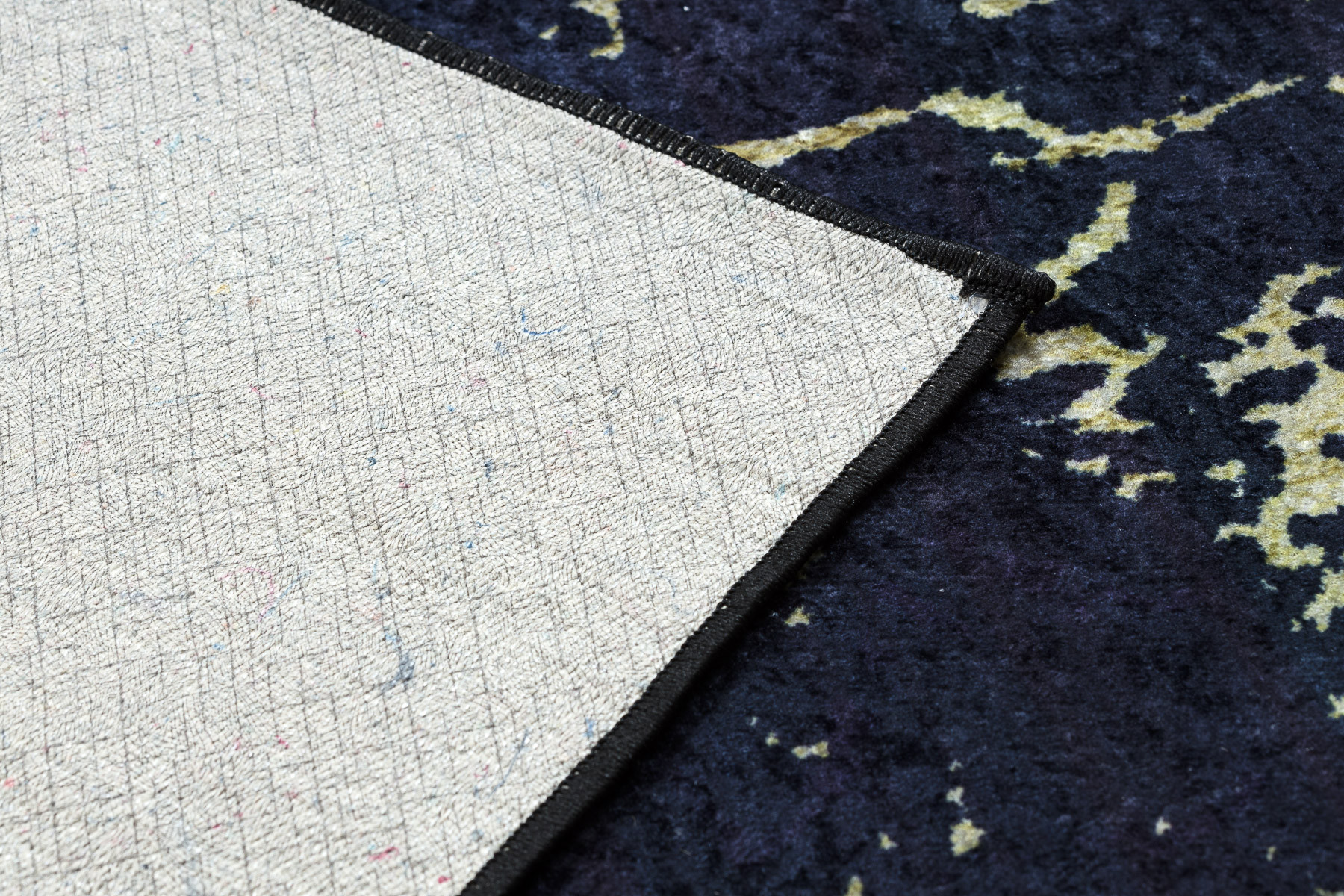 Koberec MIRO 52003.803 mramor, černý