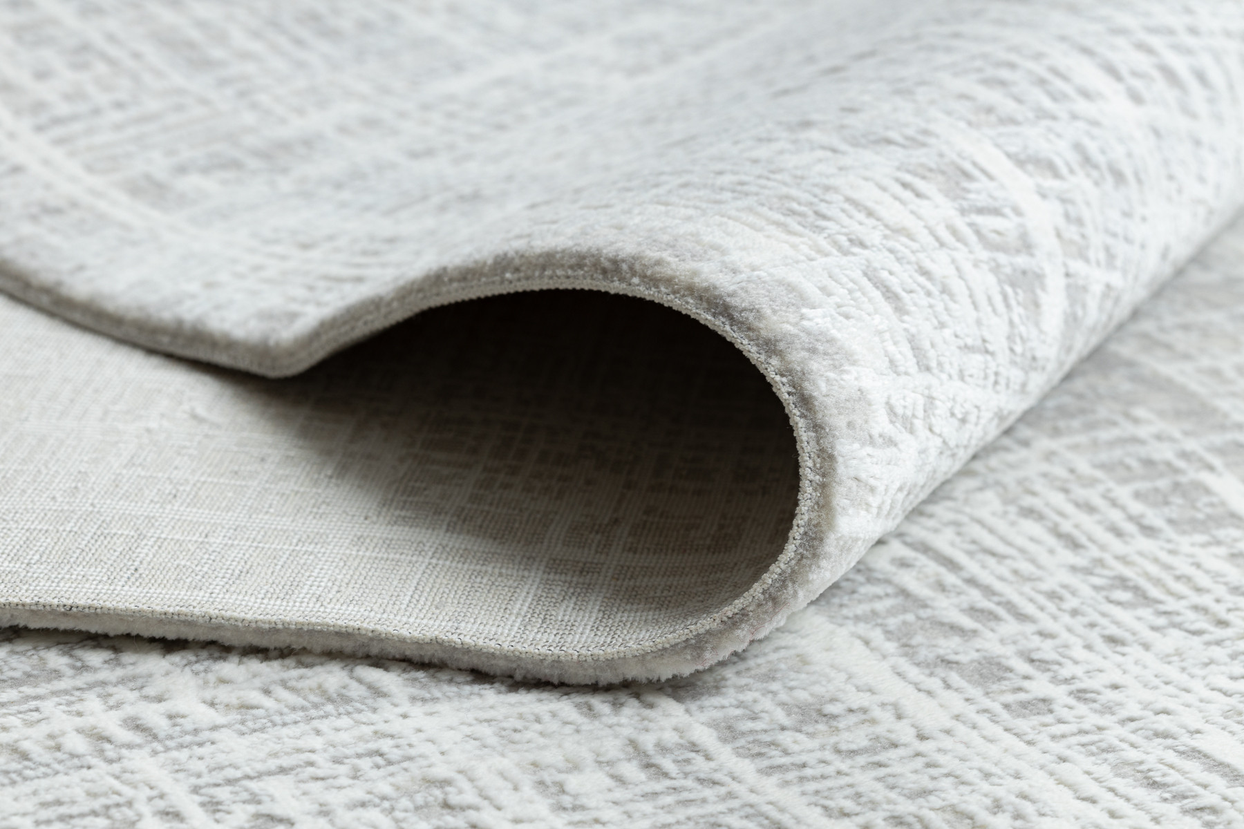 Koberec DUKE A0357 krémový, vintage / třásně