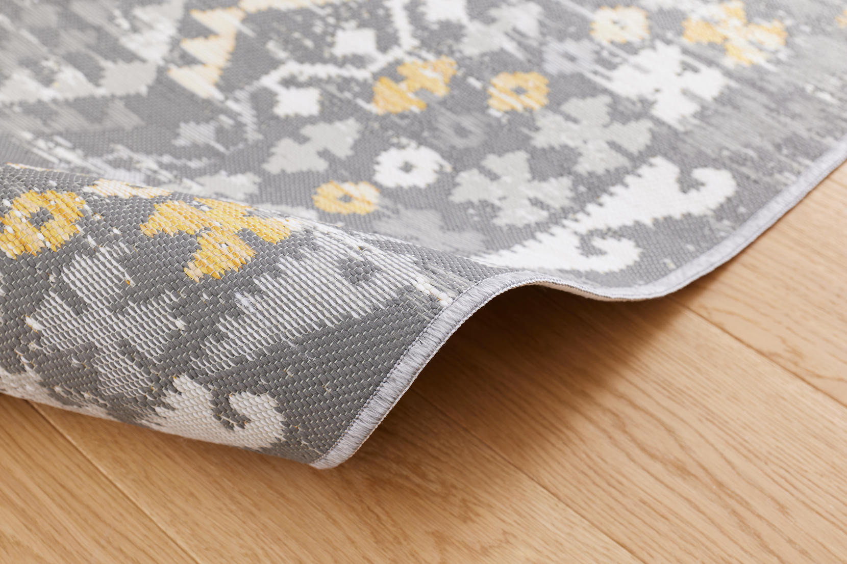 Oboustranný koberec Echo Aztec Grey