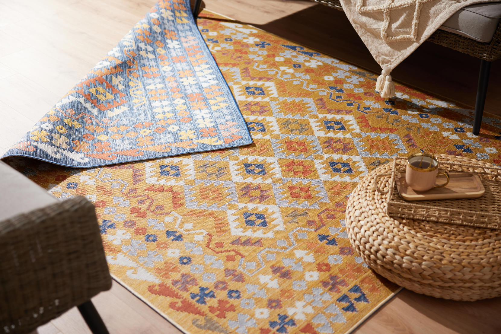 Oboustranný koberec Echo Aztec Navy