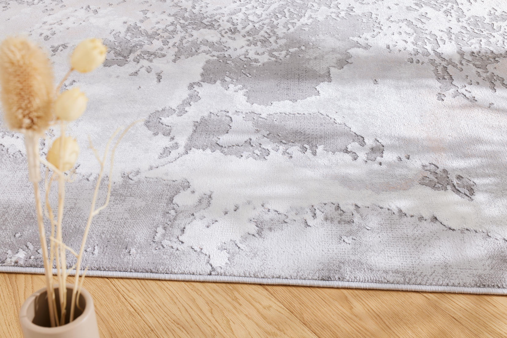 Koberec Dywilan Stylish 16 světle šedý / růžový