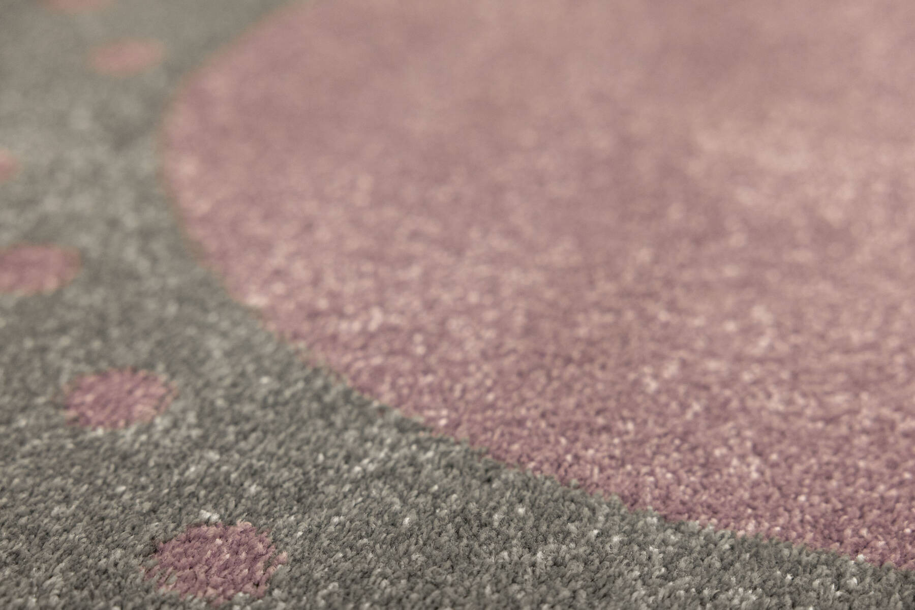 Dětský koberec Lima G930A světle šedý / fialový