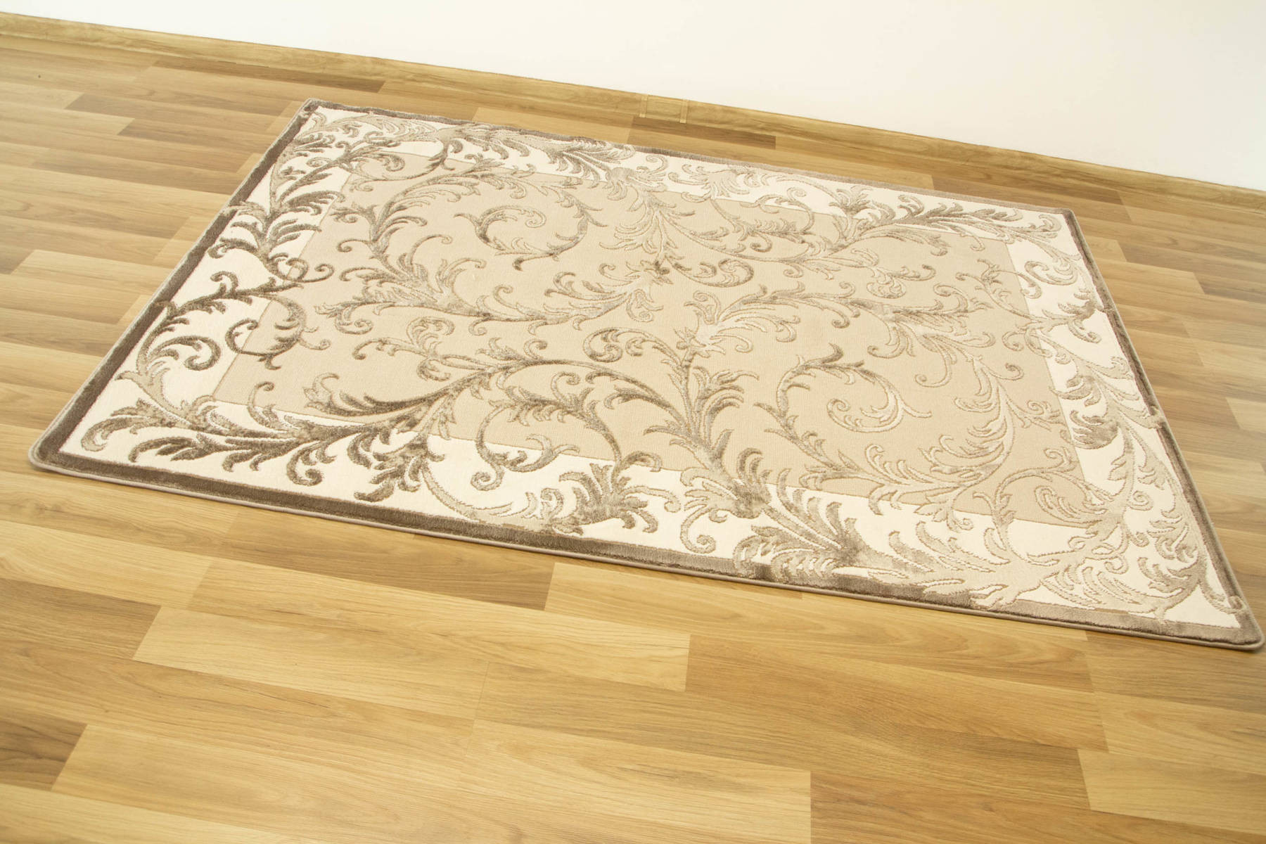 Koberec Galya K4084A Listy hnědý / béžový