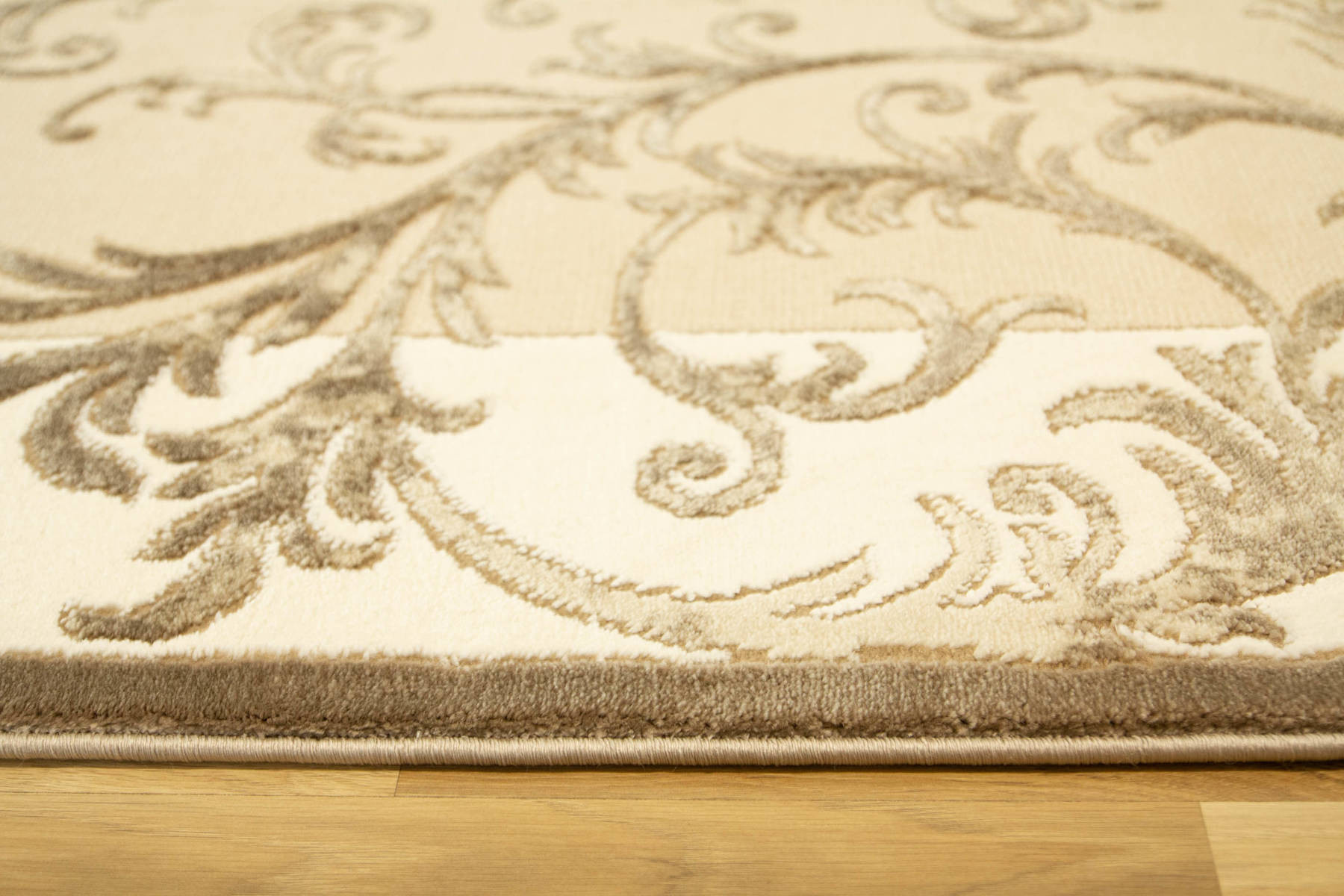 Koberec Galya K4084A Listy hnědý / béžový