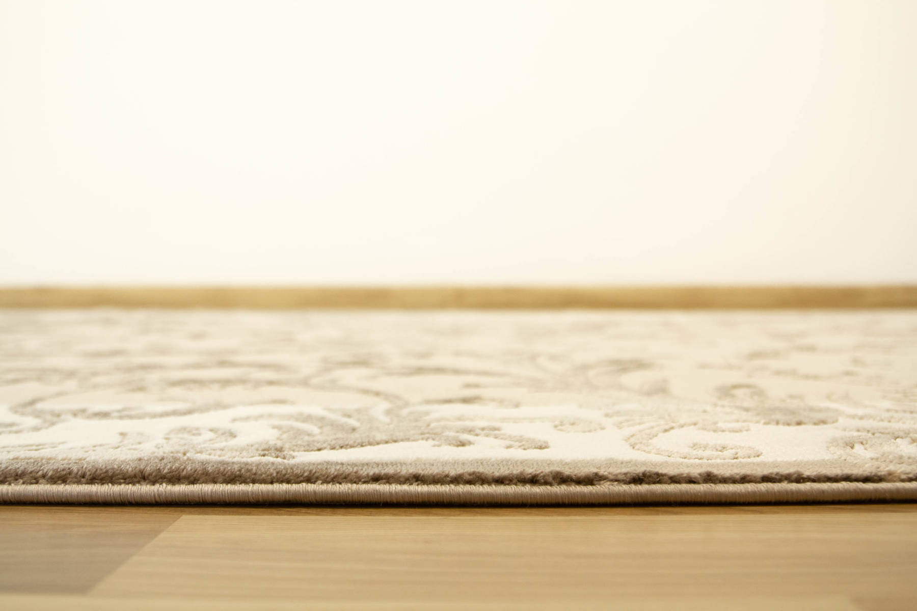 Koberec Galya K4084A Listy hnědý / béžový