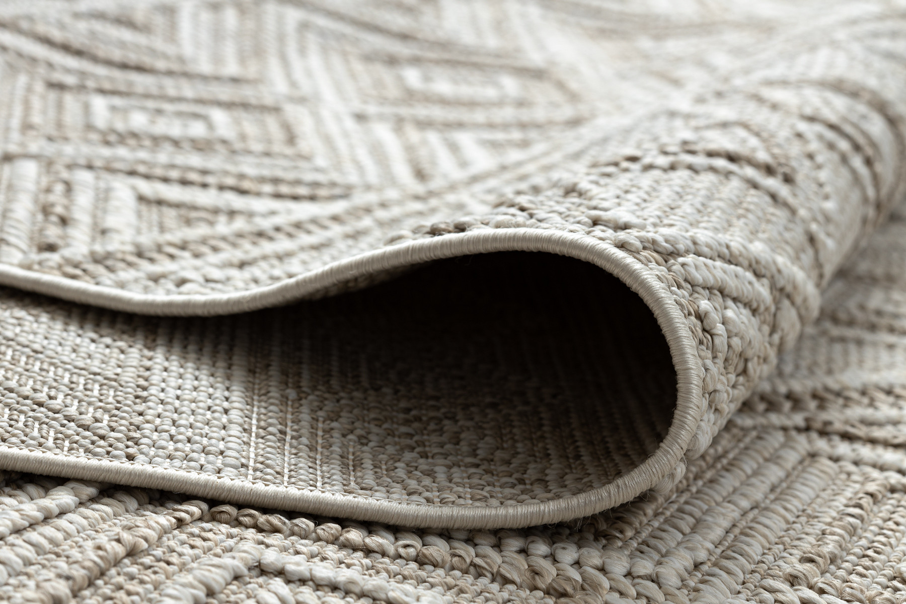 Koberec JERSEY 19234 béžový, kosočtverce BOHO