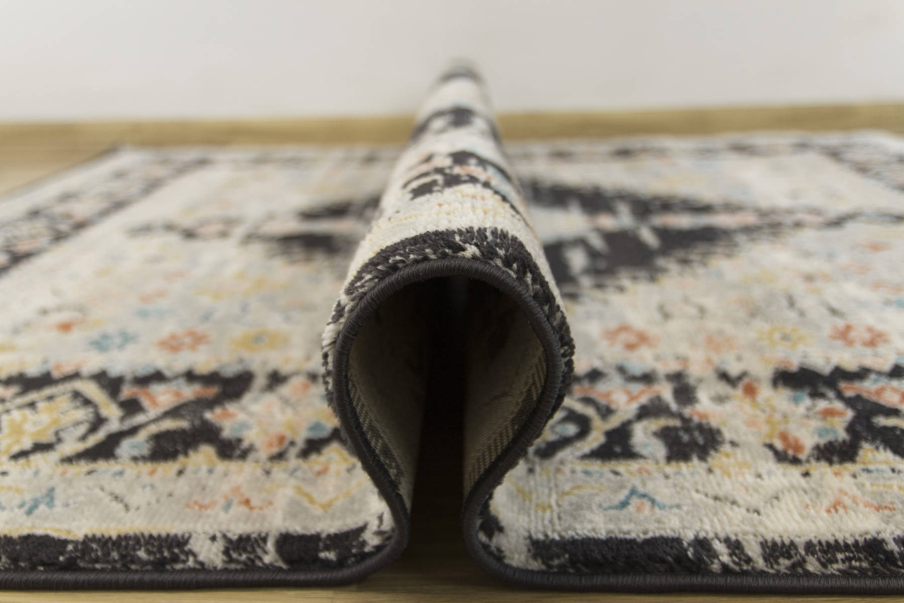 Koberec Lucca 8629A šedý/krémový/antracitový