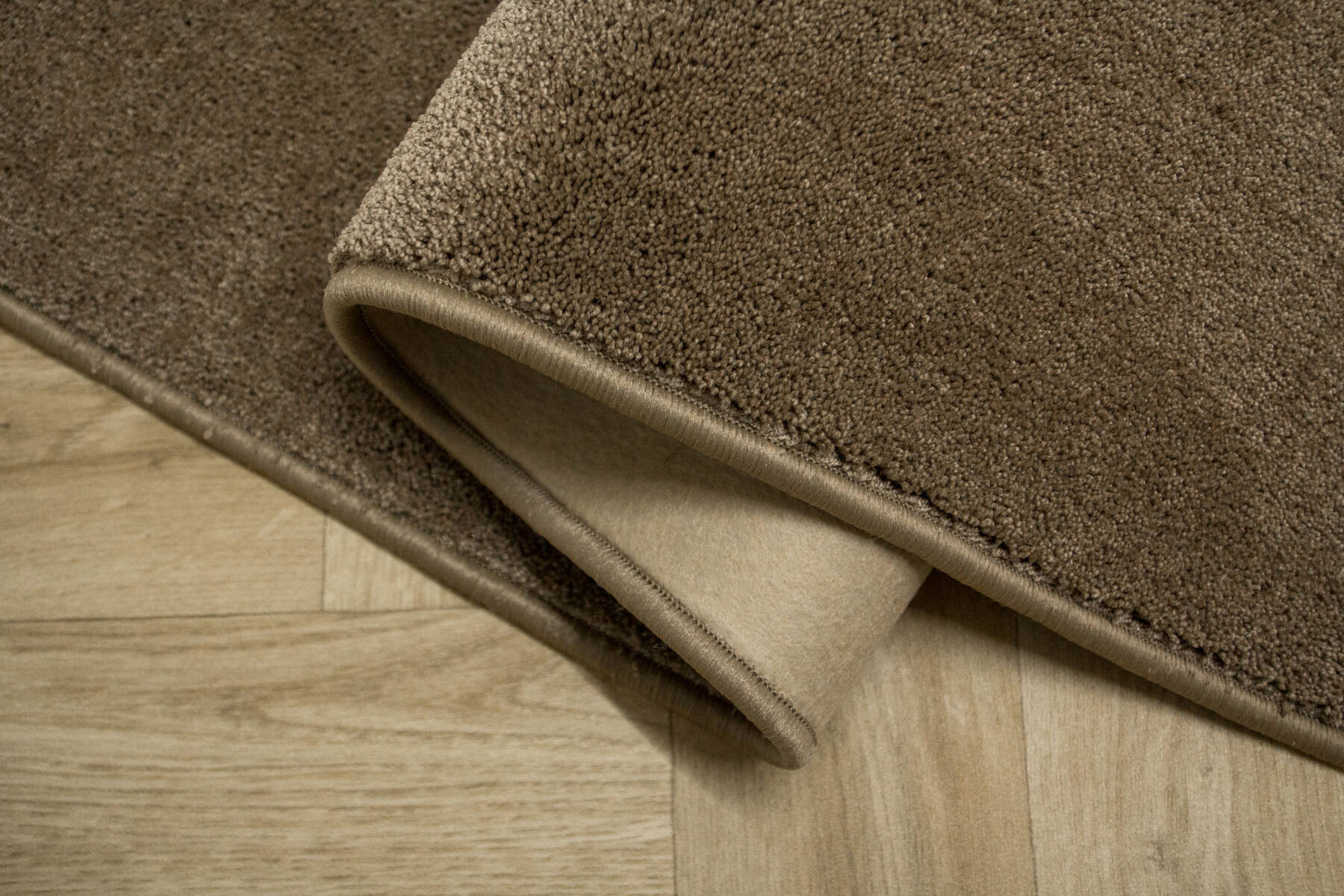 Koberec Radisson 92 hnědý