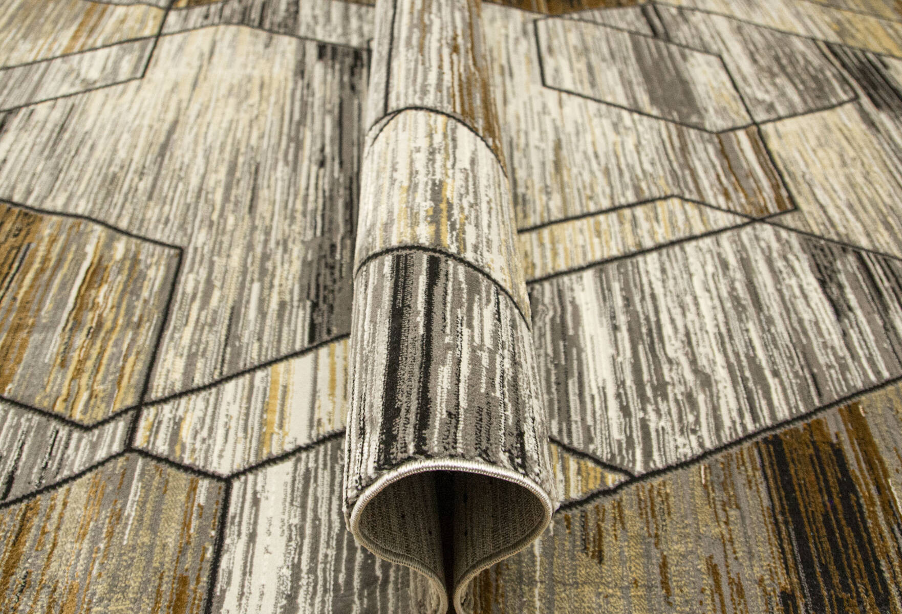 Koberec Modena 4644 hnědý / béžový, medové plasty