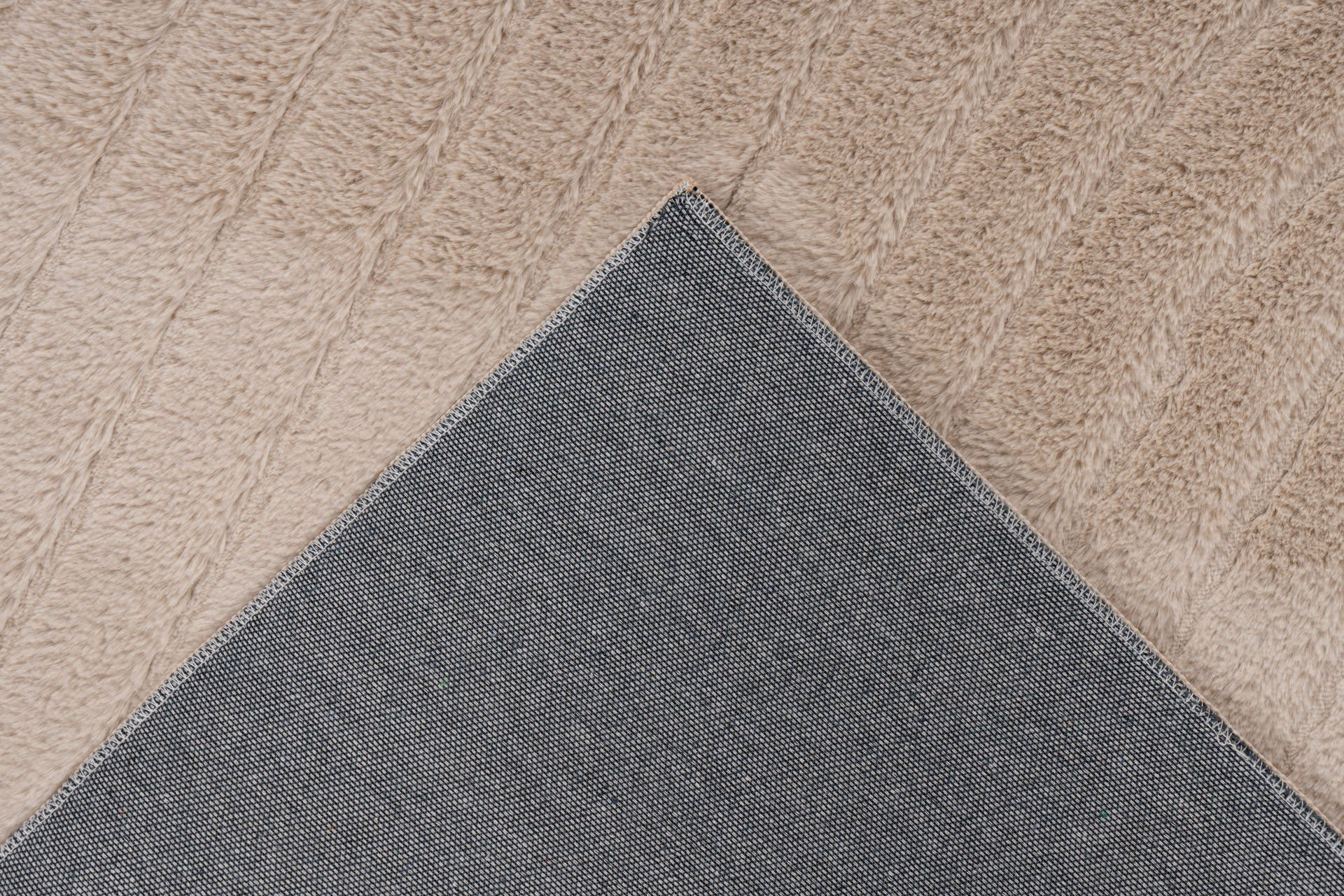 Koberec COMFORT CMF 501 béžový