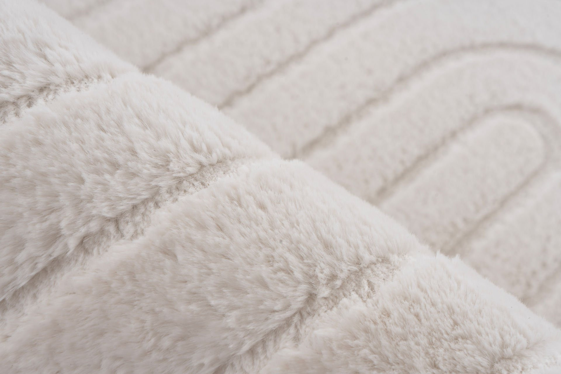 Koberec COMFORT CMF 501 IVORY