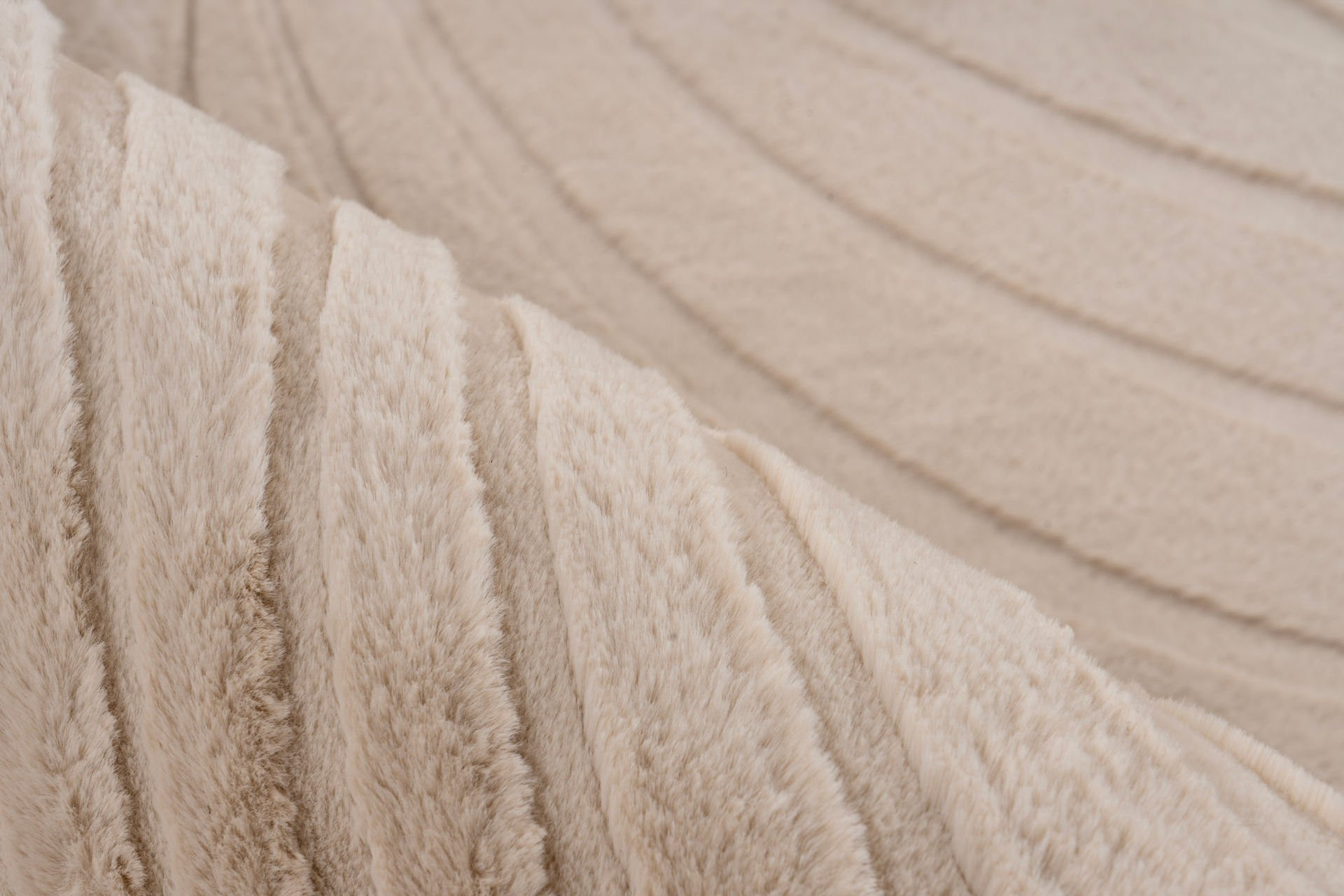 Koberec COMFORT CMF 503 béžový