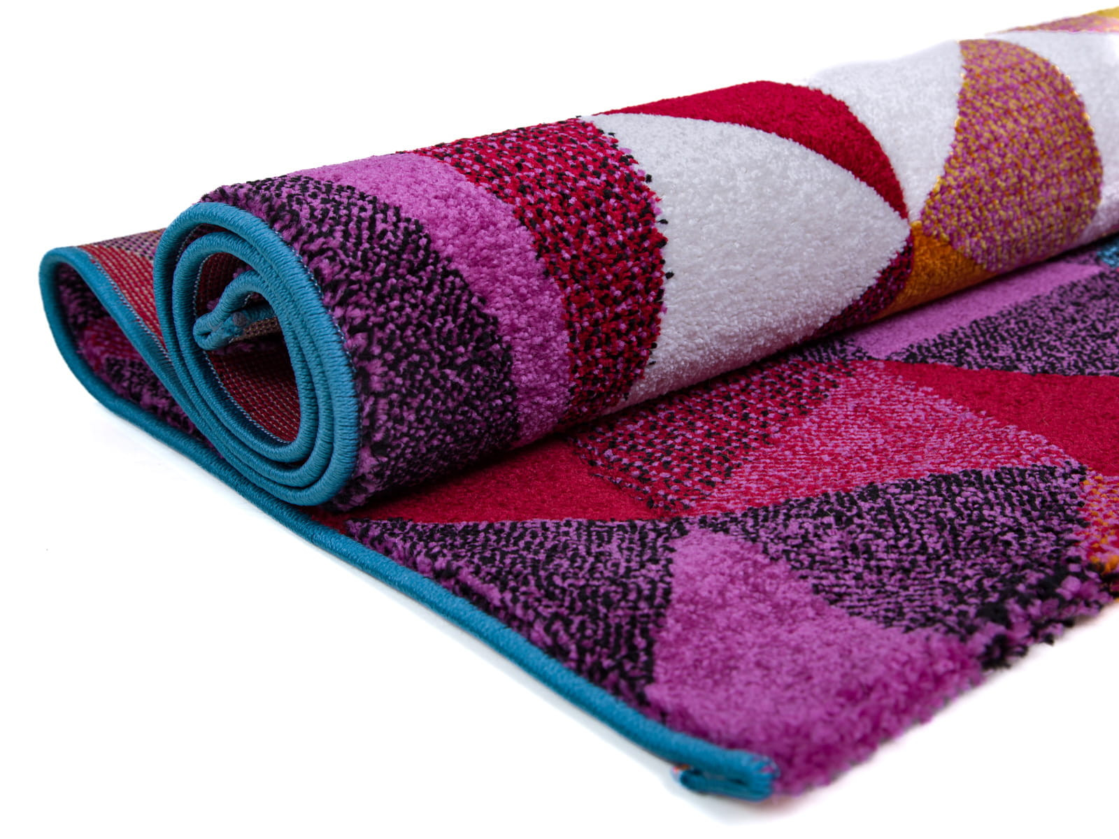 Koberec Folk 3D trojúhelníky multikolor