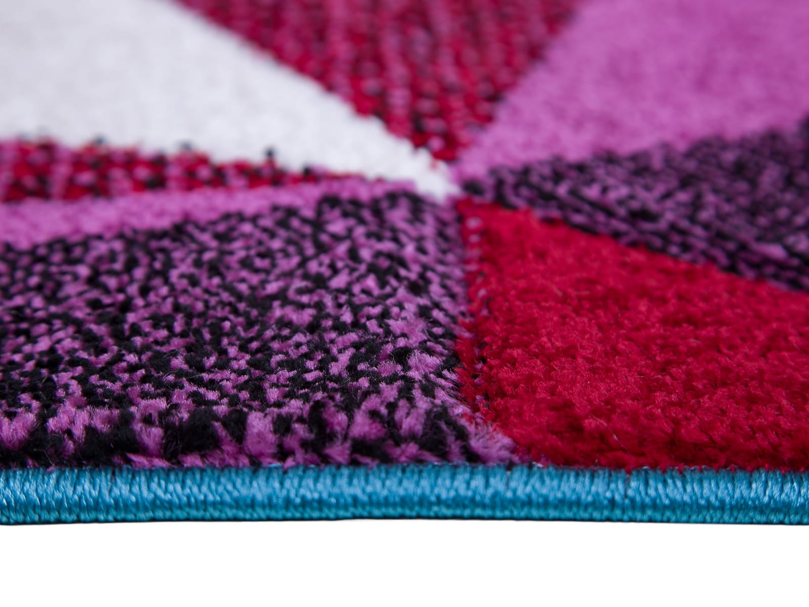 Koberec Folk 3D trojúhelníky multikolor